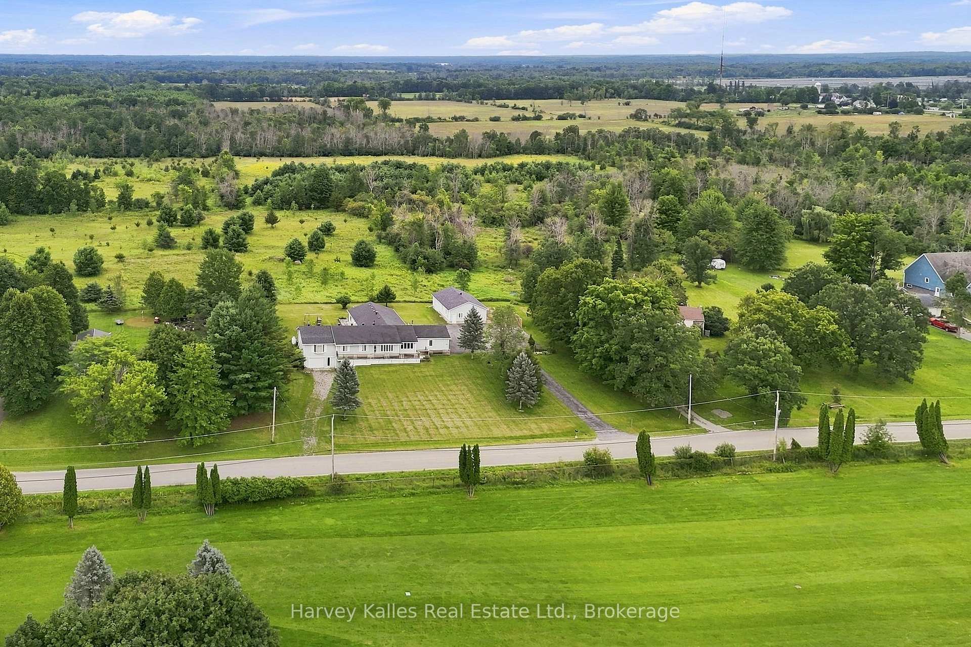 Photo 2 of 56 Golf Course Rd, Rideau Lakes, Rideau Lakes (North Crosby) Twp — HOMEH