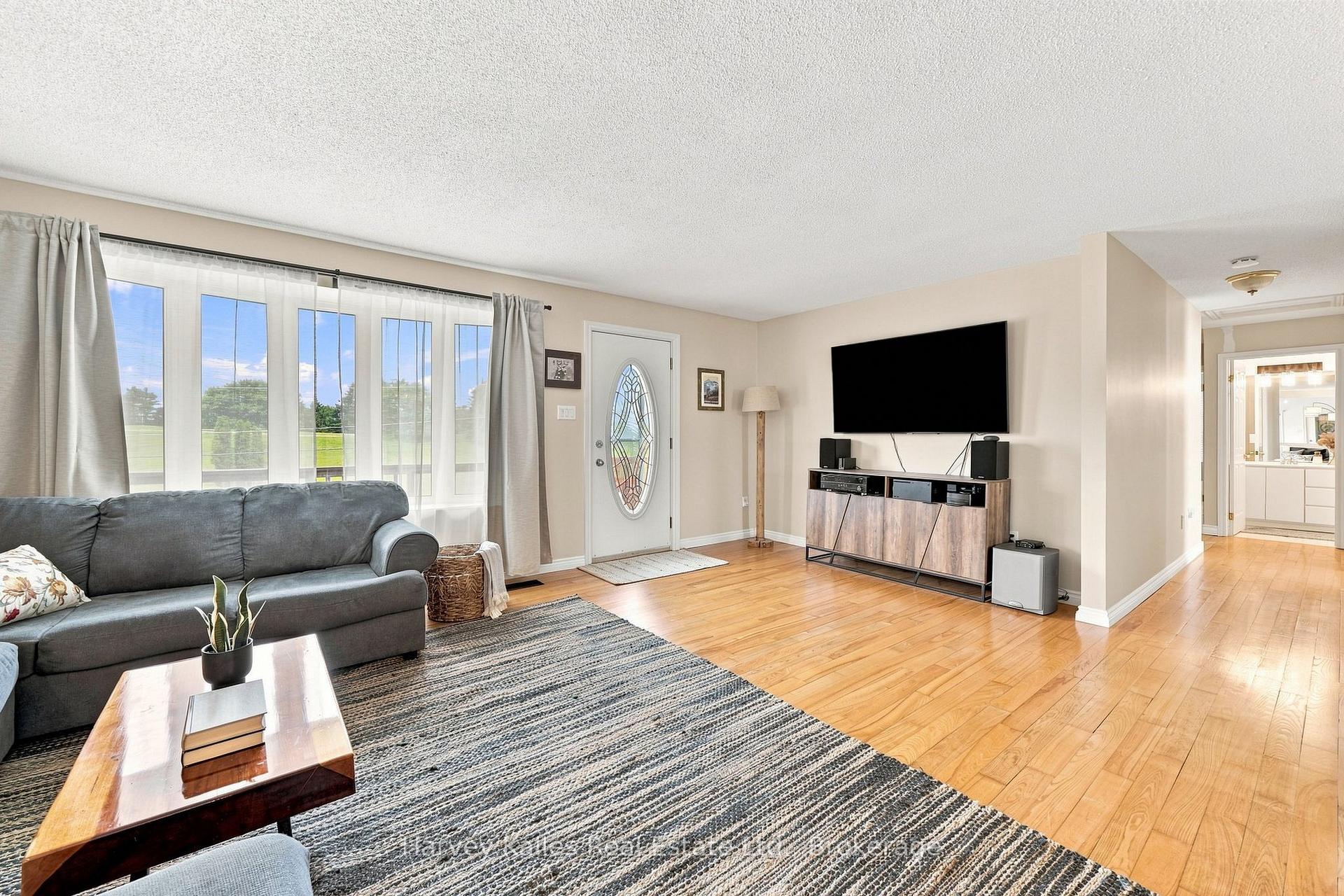 Photo 11 of 56 Golf Course Rd, Rideau Lakes, Rideau Lakes (North Crosby) Twp — HOMEH