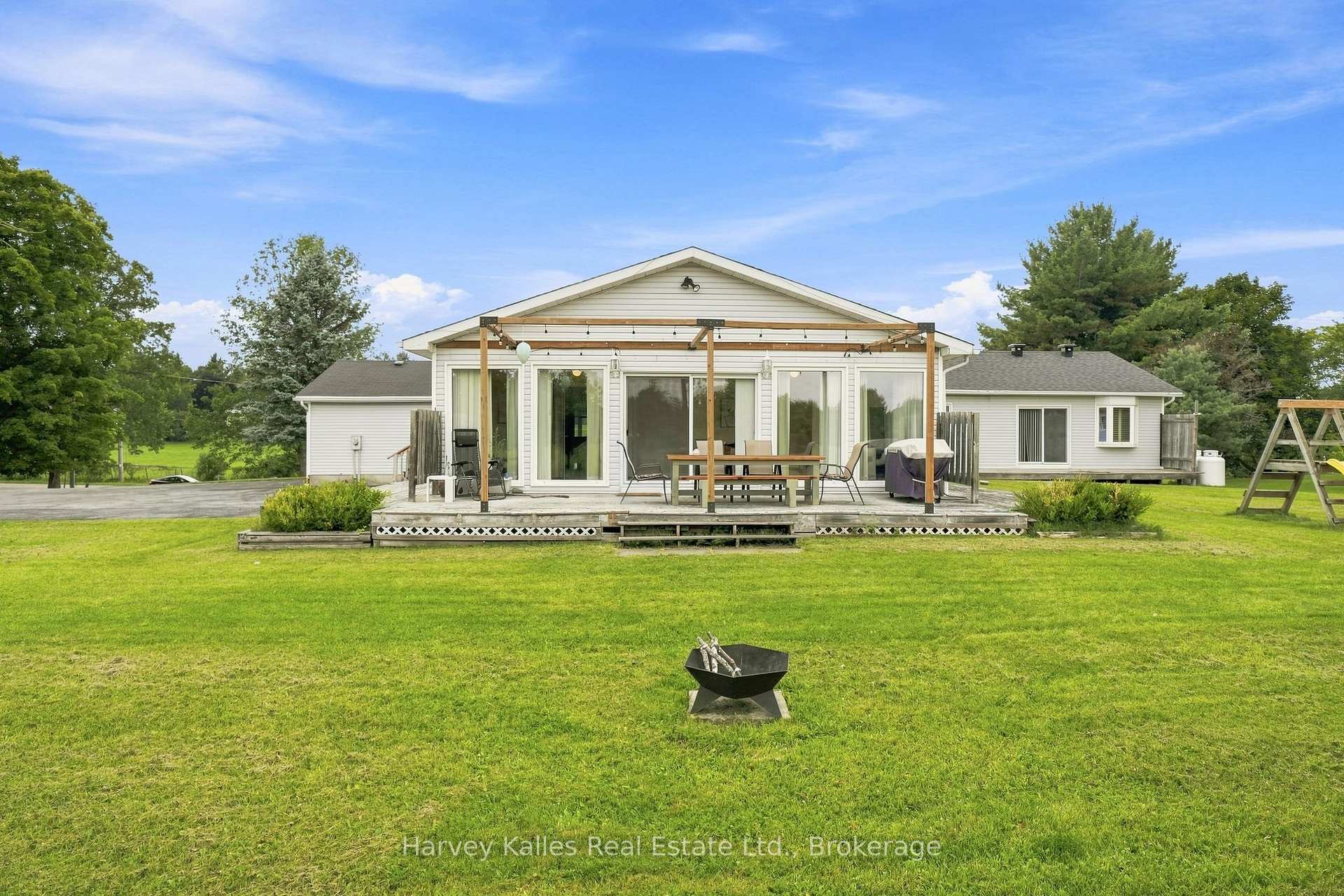 Photo 33 of 56 Golf Course Rd, Rideau Lakes, Rideau Lakes (North Crosby) Twp — HOMEH