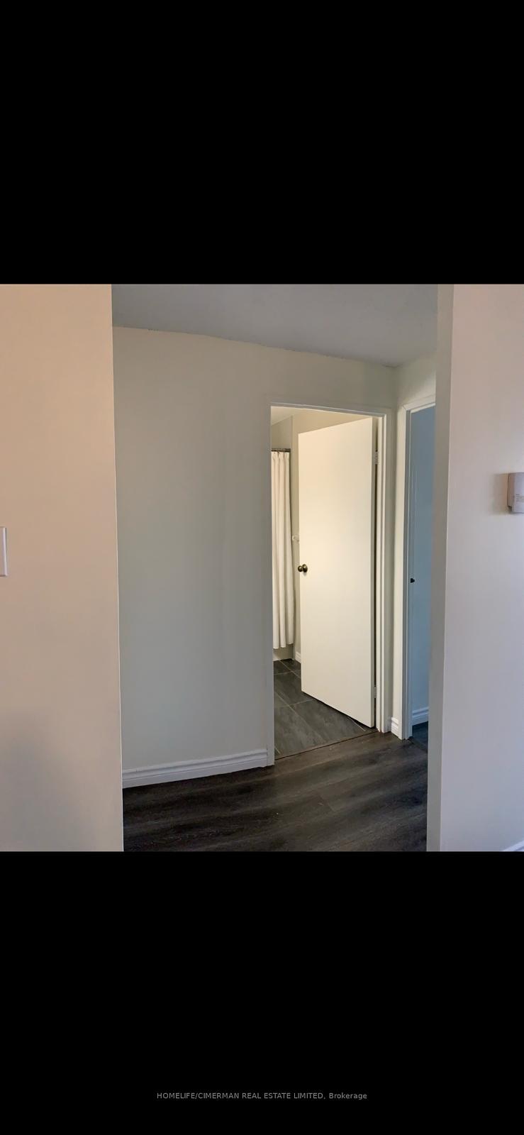 Photo 6 of Unit 804, 55 Green Valley Drive, Kitchener, Pioneer Park — HOMEH