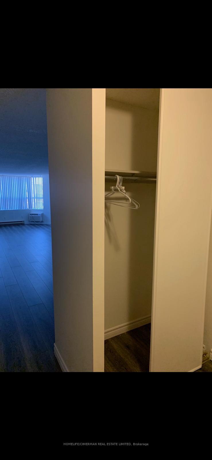 Photo 13 of Unit 804, 55 Green Valley Drive, Kitchener, Pioneer Park — HOMEH