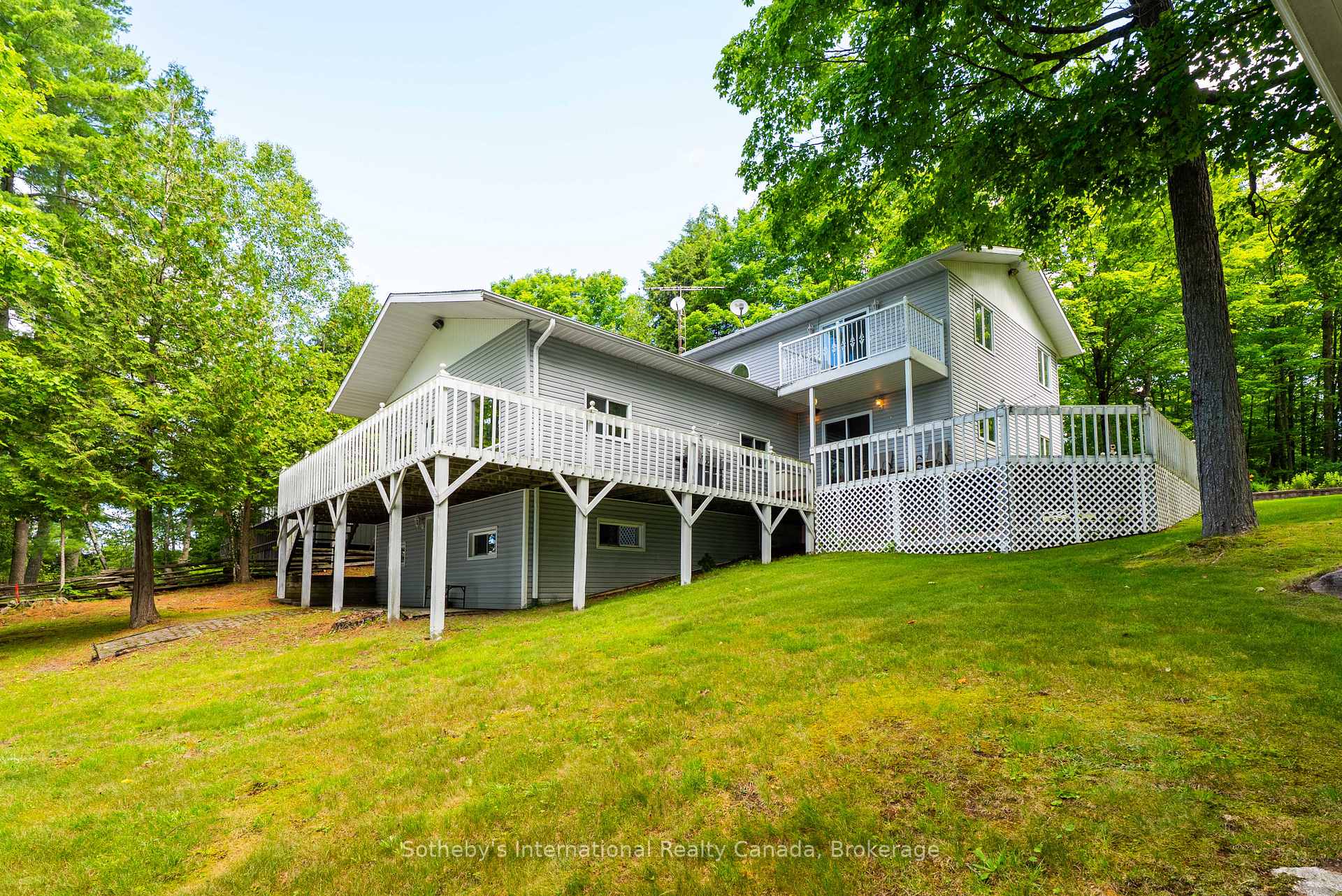 Photo 5 of 326 Chikopi Road, Magnetawan, Ahmic Harbour — HOMEH