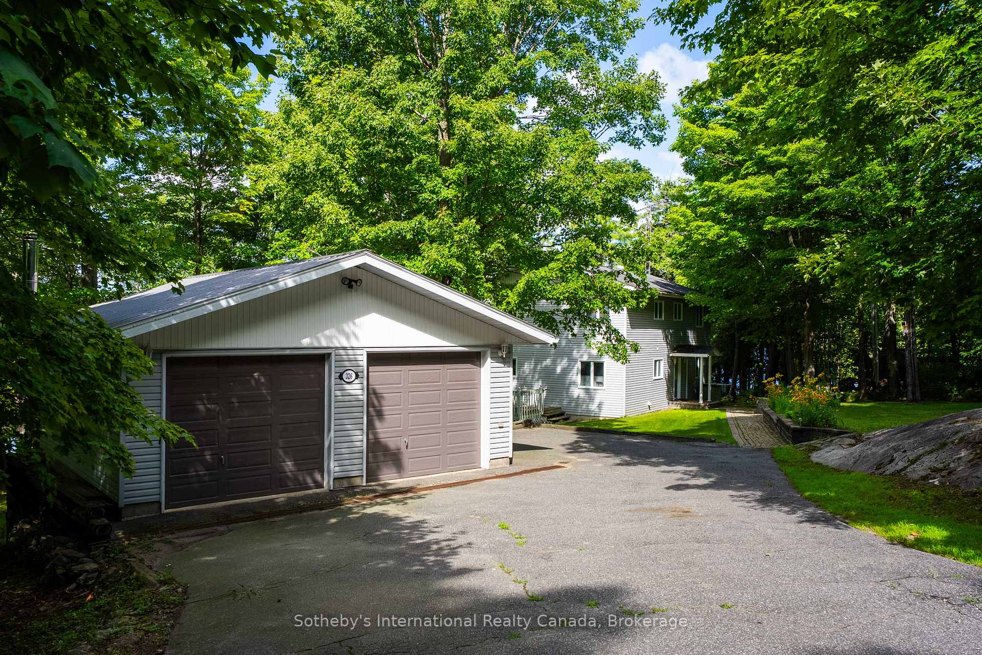Photo 39 of 326 Chikopi Road, Magnetawan, Ahmic Harbour — HOMEH