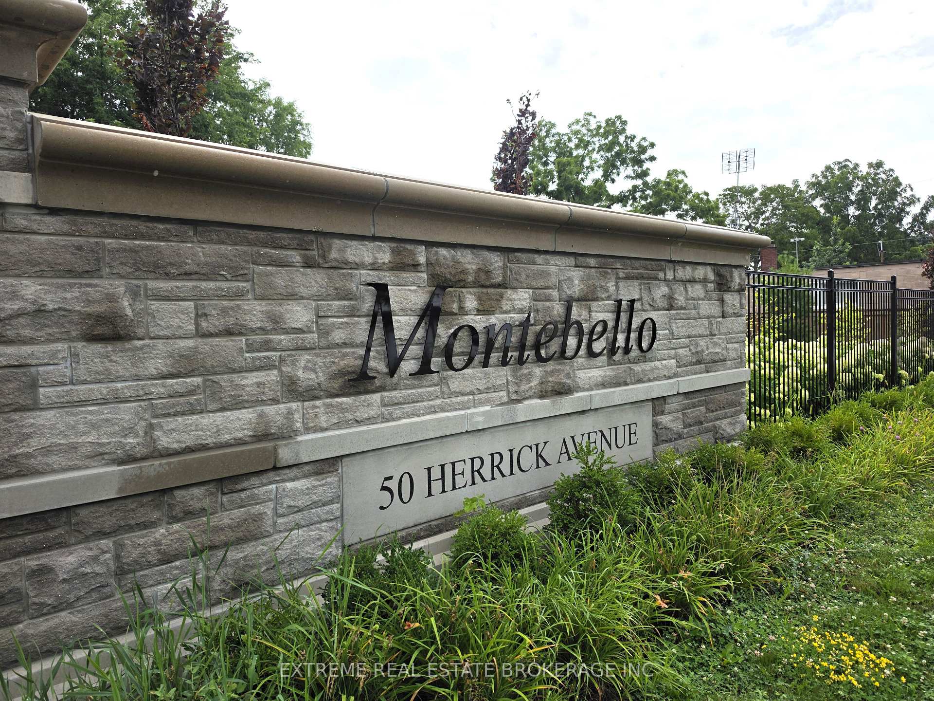 Front of Unit 207, 50 Herrick Avenue