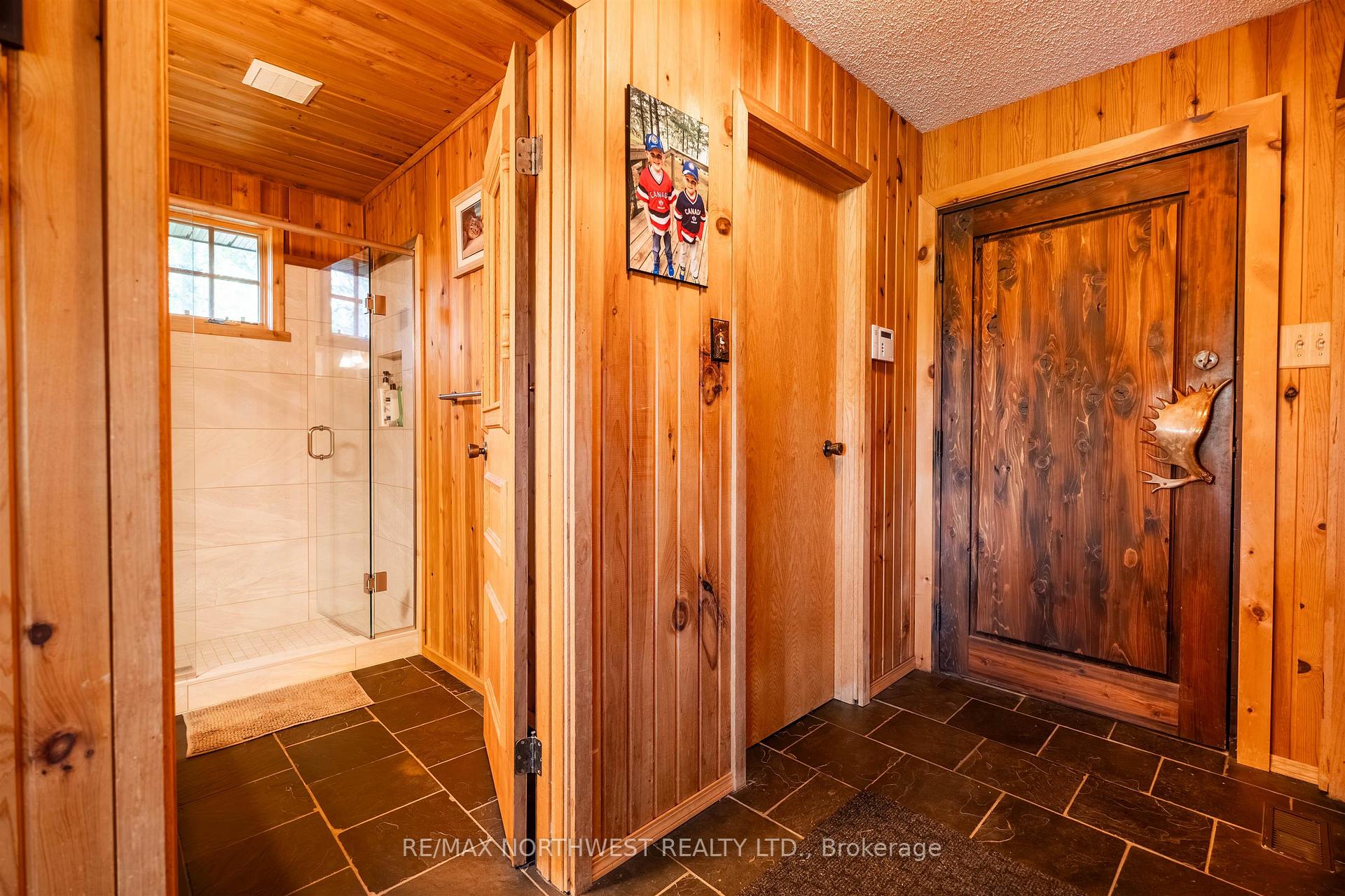 Photo 16 of 3 Branch Rd 16A, Kenora Remote Area, Lake of the Woods North — HOMEH