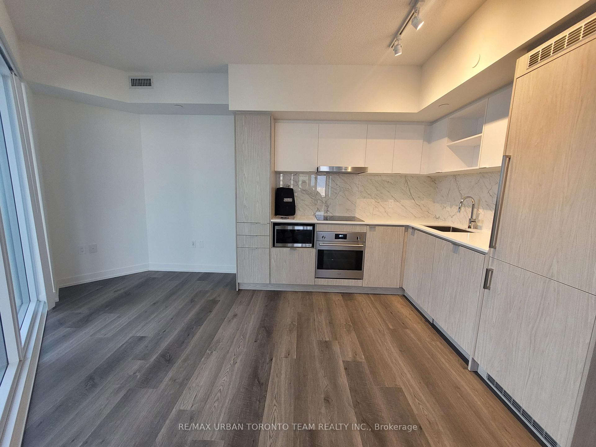 Photo 2 of Unit 4508, 55 Cooper Street, Toronto, Waterfront Communities — HOMEH