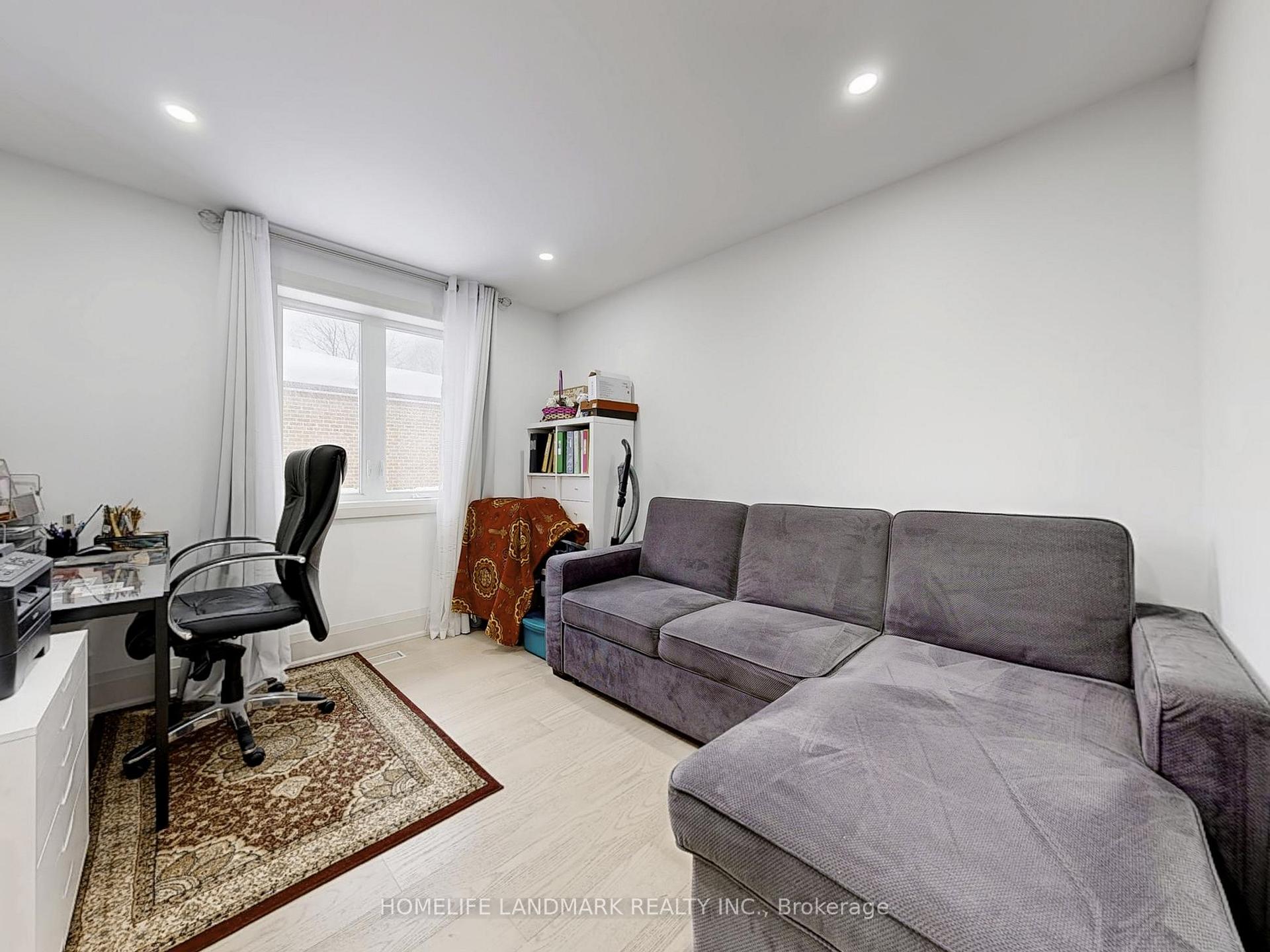 Photo 15 of 50 Bruce Farm Drive, North York, Bayview Woods-Steeles — HOMEH