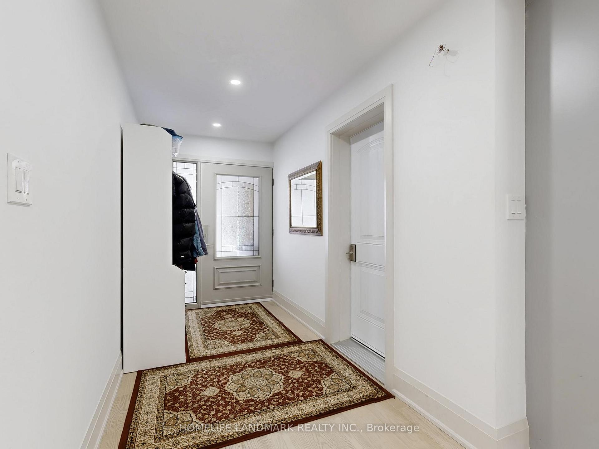 Photo 19 of 50 Bruce Farm Drive, North York, Bayview Woods-Steeles — HOMEH