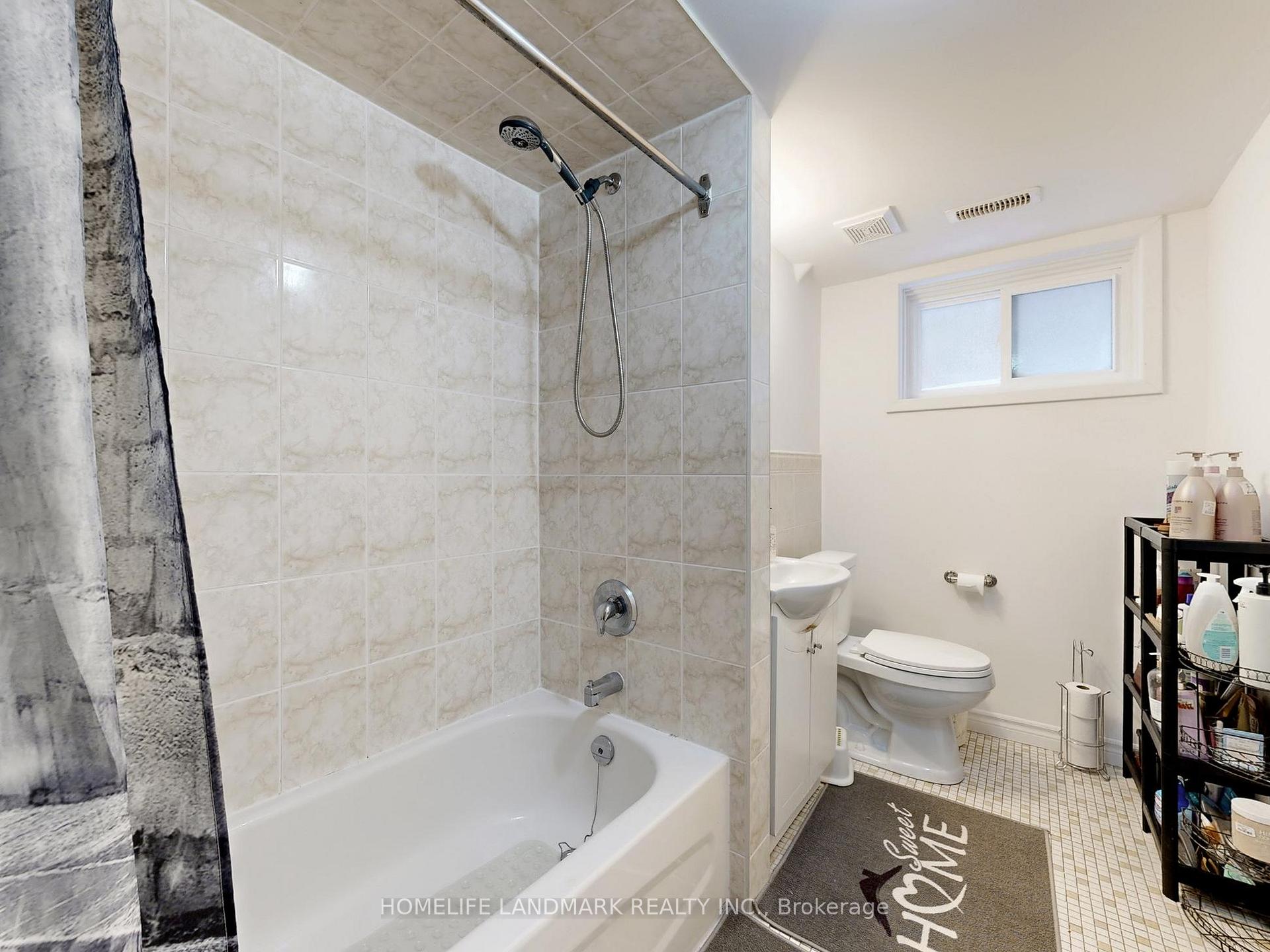 Photo 30 of 50 Bruce Farm Drive, North York, Bayview Woods-Steeles — HOMEH
