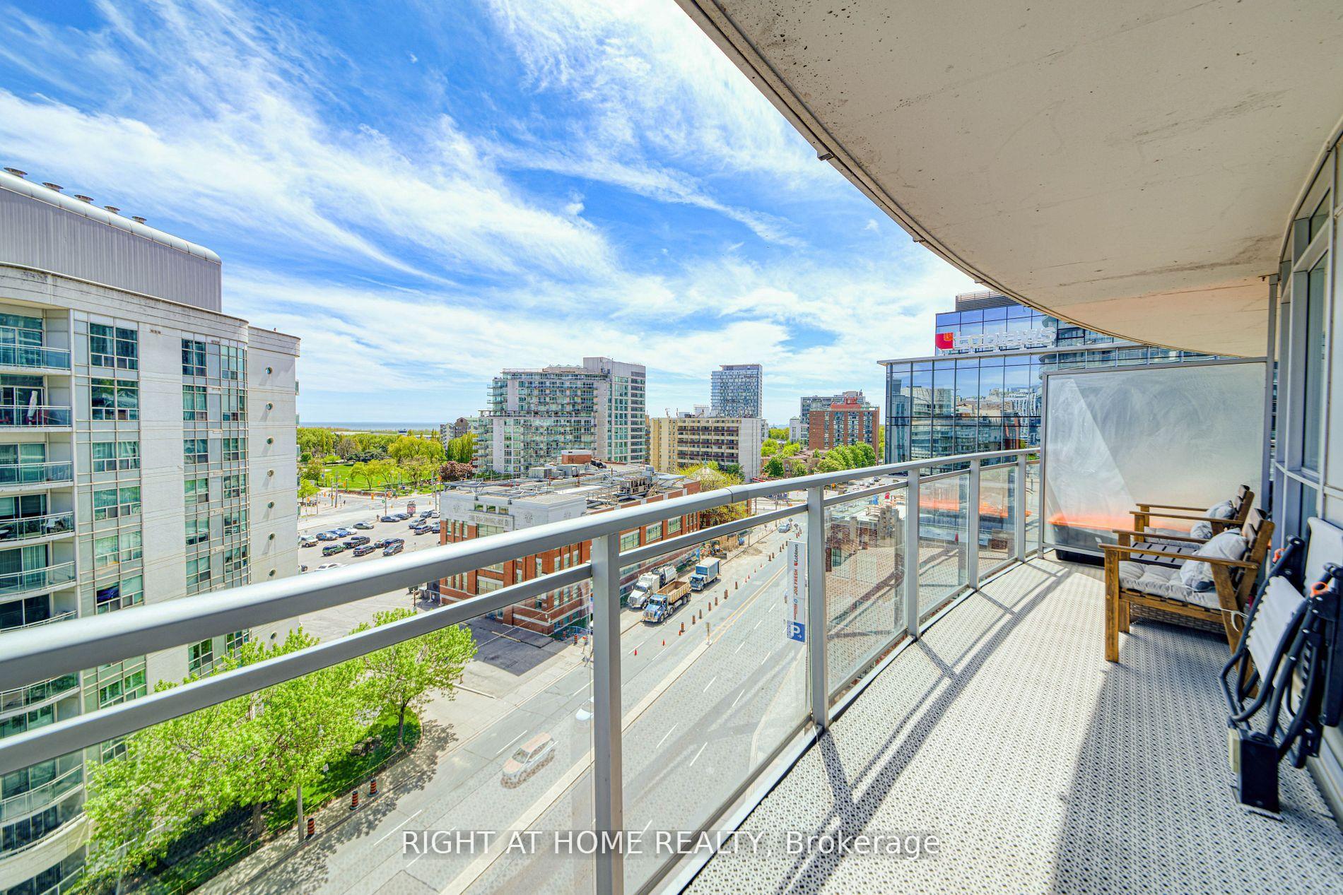 Photo 2 of Unit 1016, 38 Dan Leckie Way S, Toronto, Waterfront Communities — HOMEH