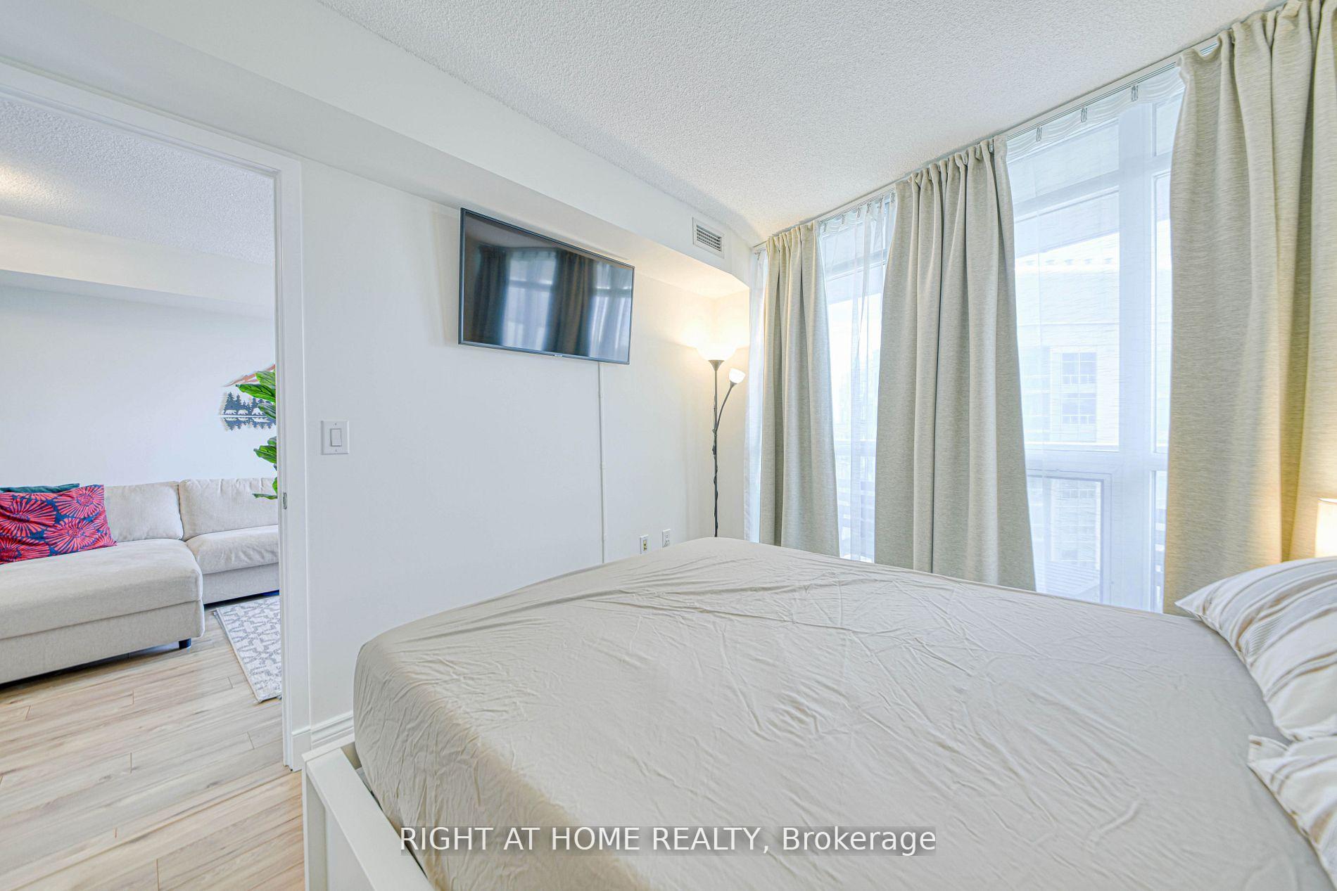 Photo 20 of Unit 1016, 38 Dan Leckie Way S, Toronto, Waterfront Communities — HOMEH