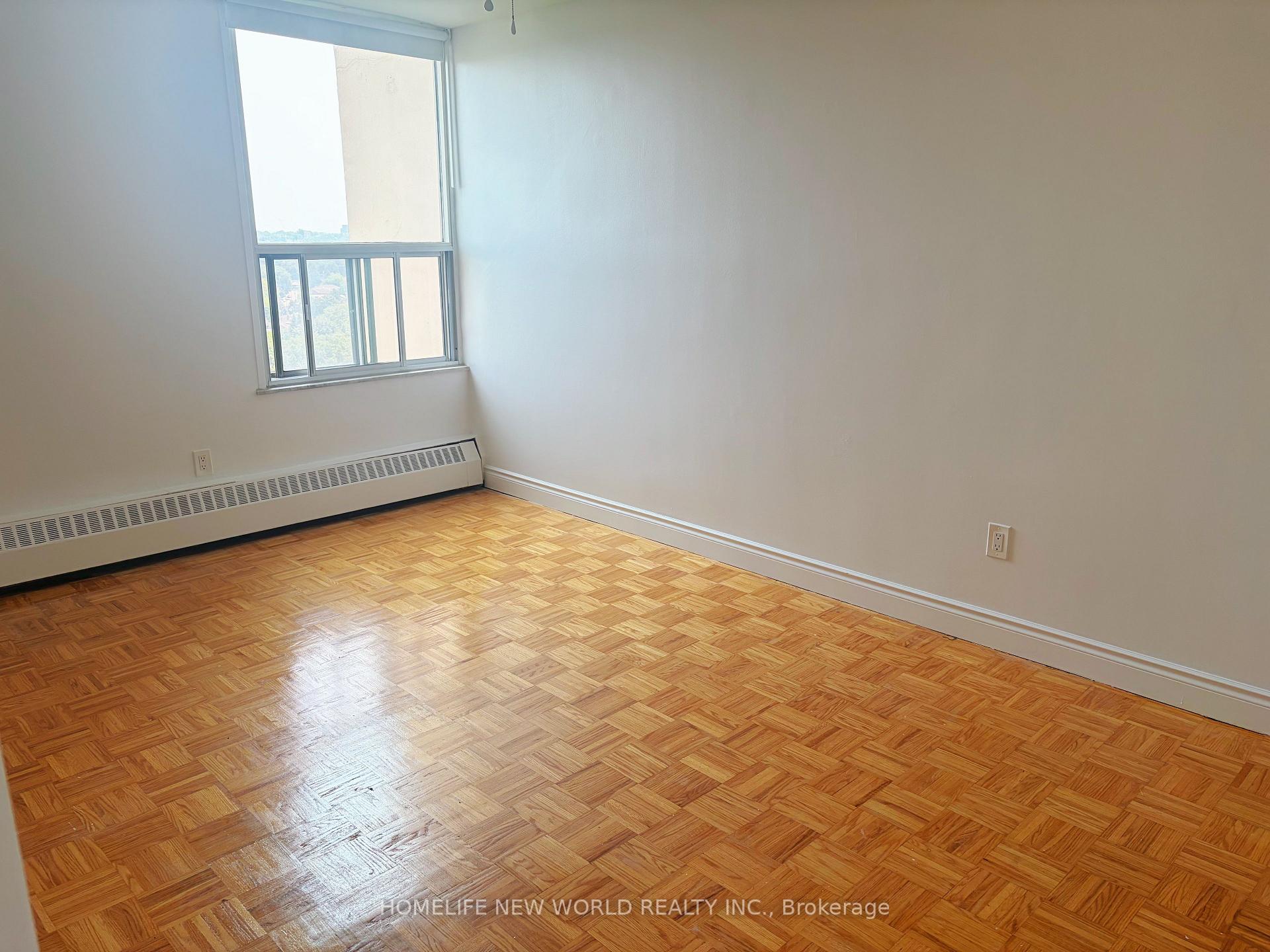 Photo 3 of Unit 1802, 15 Vicora Link Way, Toronto, Flemingdon Park — HOMEH