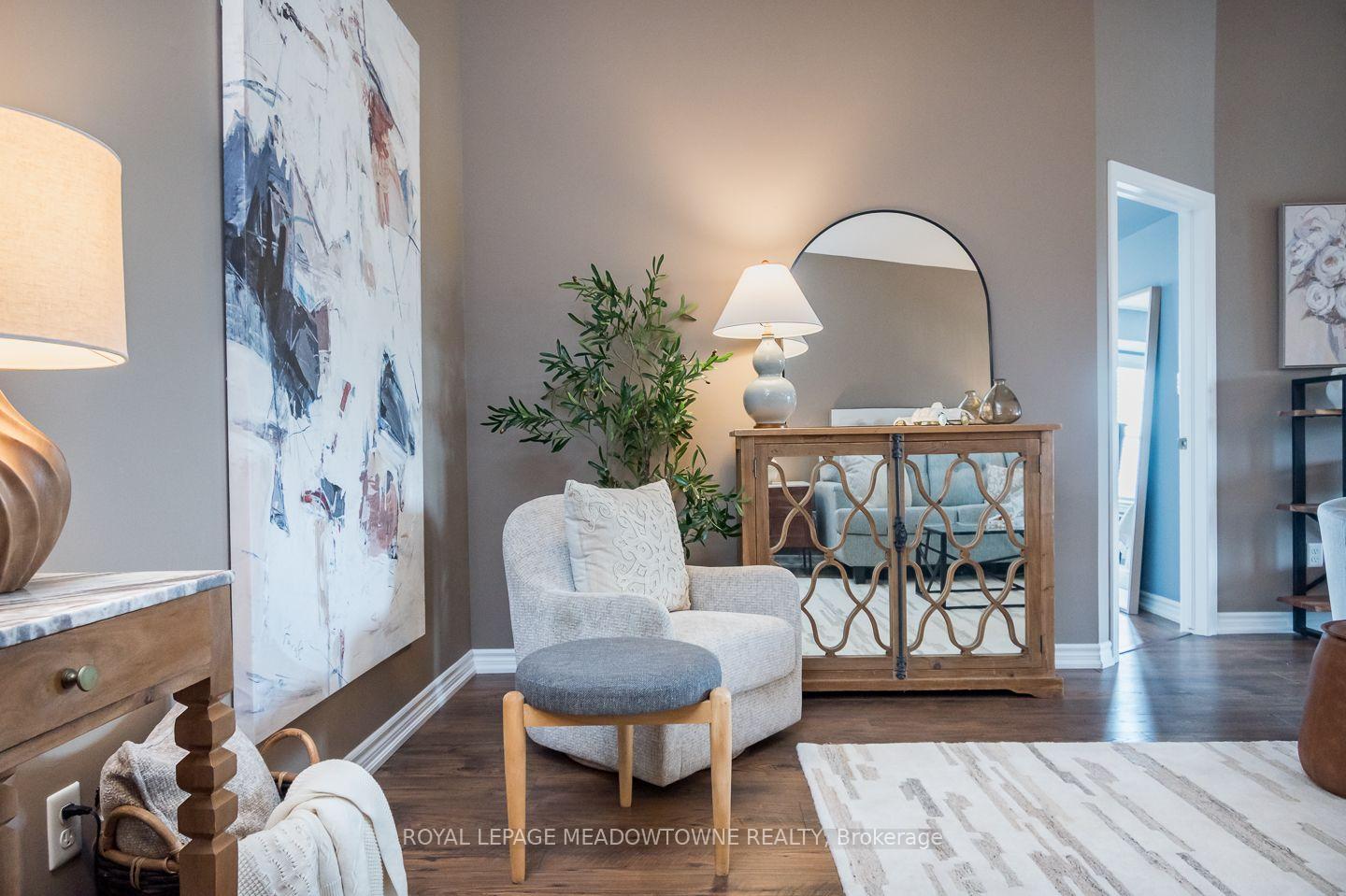 Photo 3 of Unit 401, 1483 Maple Avenue, Milton, Dempsey — HOMEH