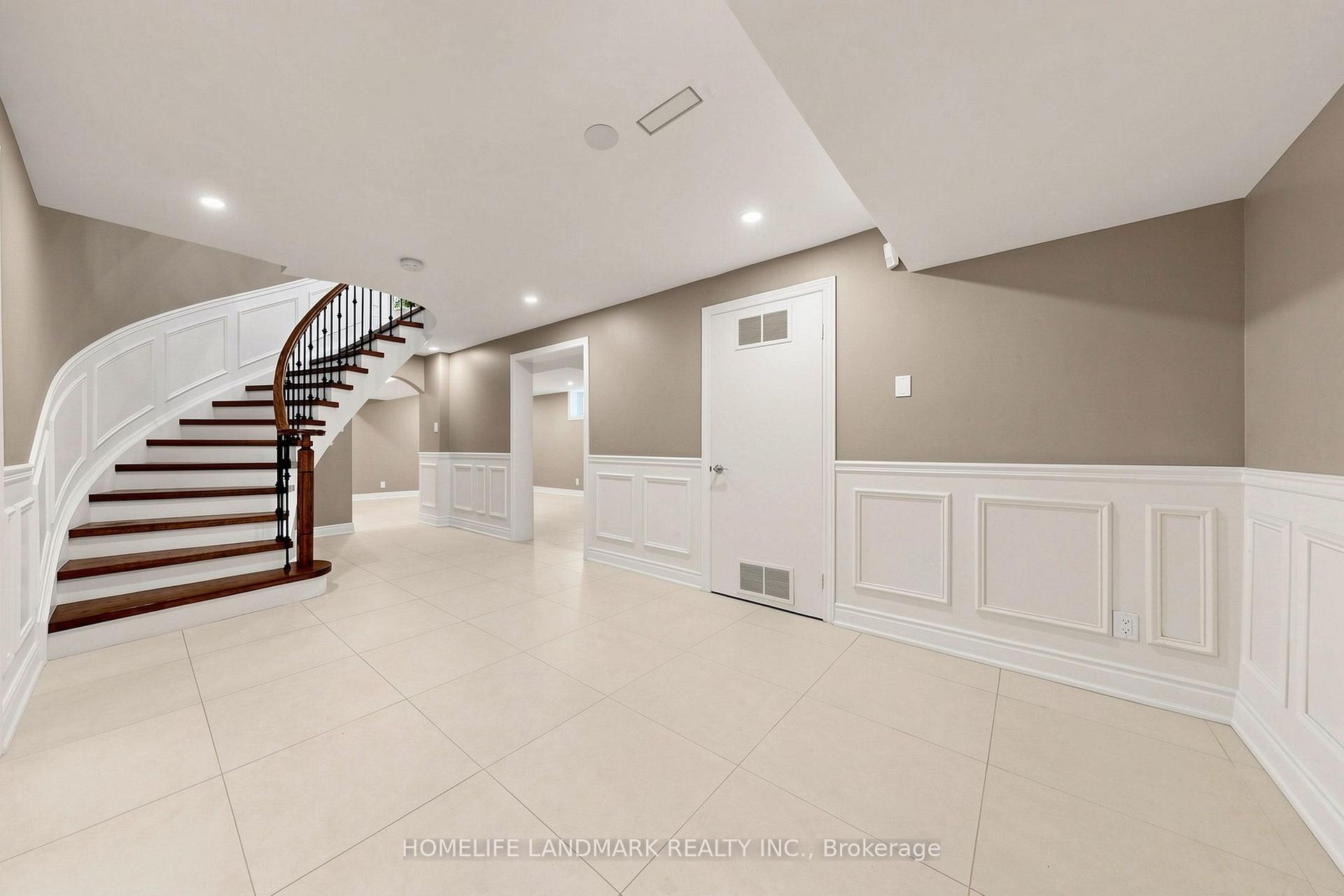 Photo 33 of 56 Kentland Crescent, North York, Bayview Woods-Steeles — HOMEH