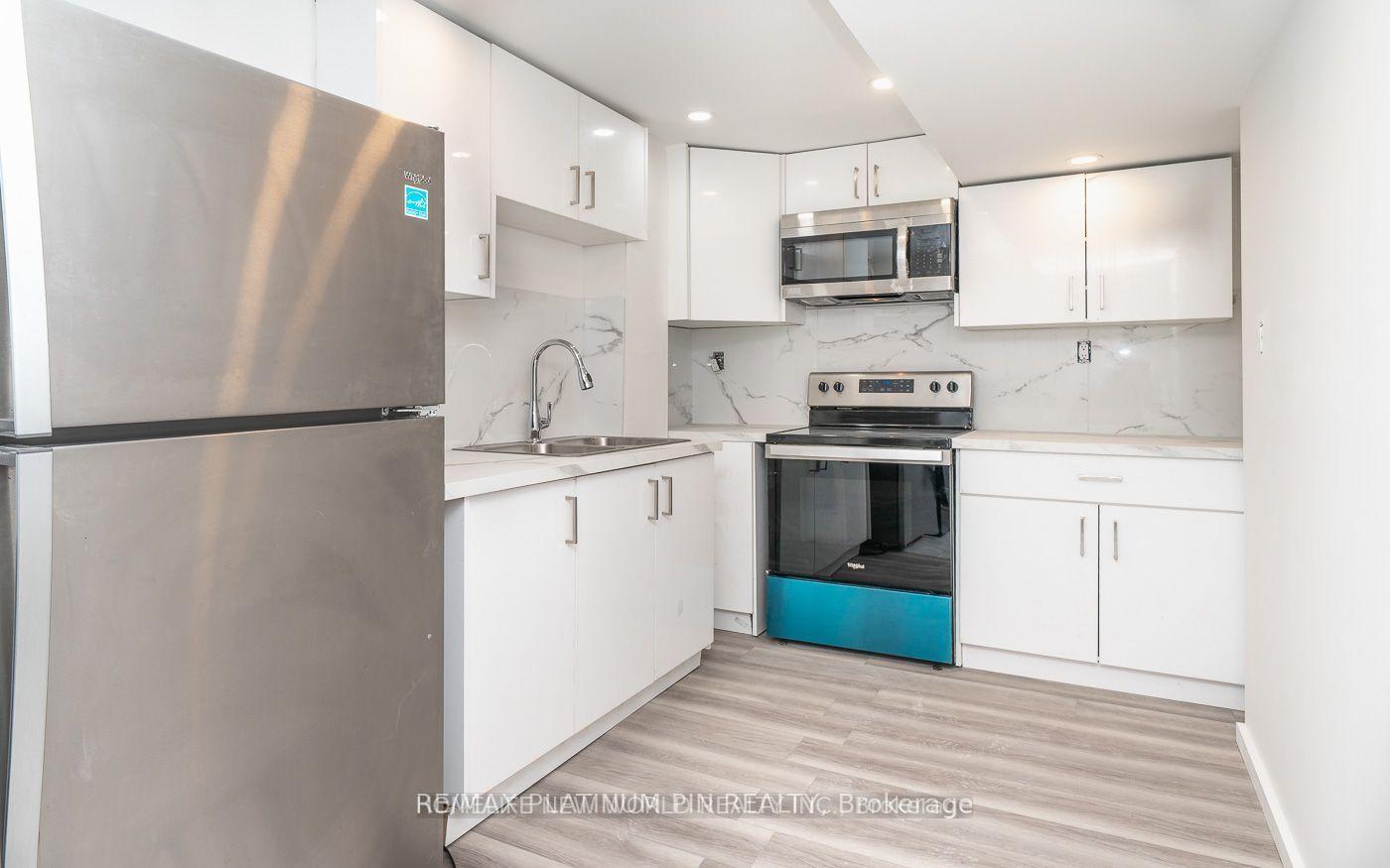 Photo 3 of Unit Bsmt, 61 Snowcrest Crescent, North York, Bayview Woods-Steeles — HOMEH