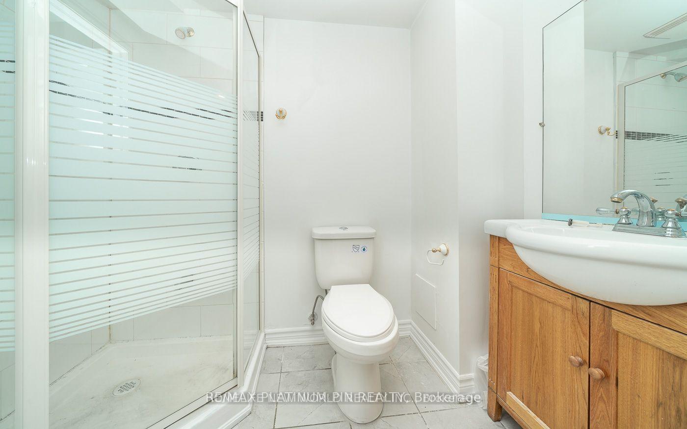 Photo 5 of Unit Bsmt, 61 Snowcrest Crescent, North York, Bayview Woods-Steeles — HOMEH