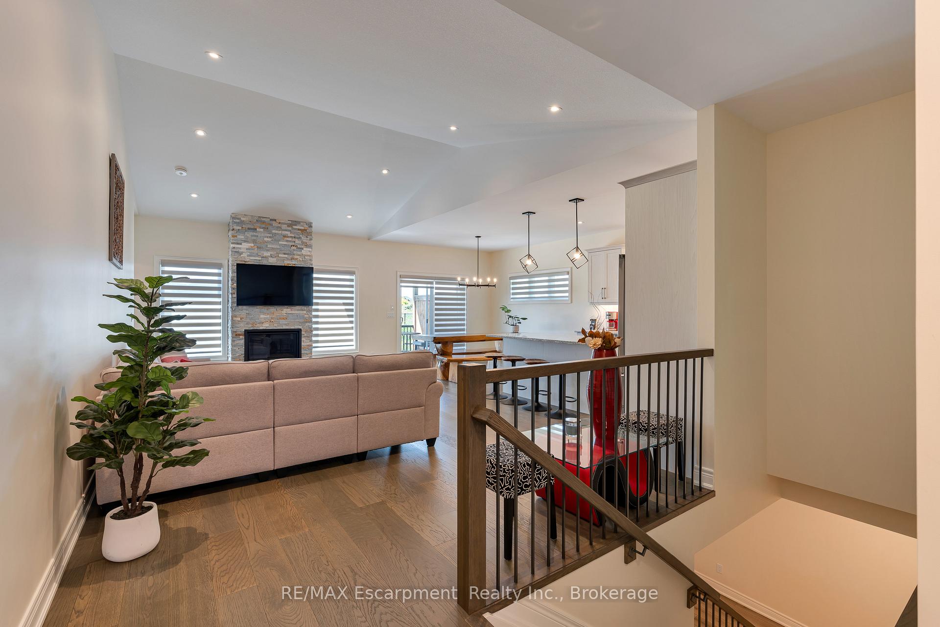 Photo 6 of Unit 50, 154 Port Robinson Road, Pelham, Fonthill — HOMEH