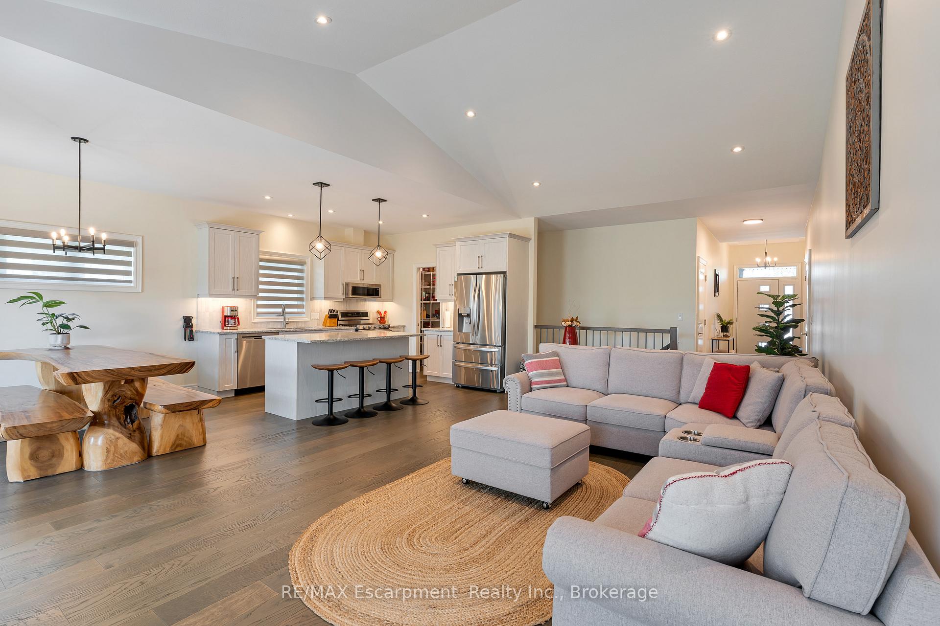 Photo 9 of Unit 50, 154 Port Robinson Road, Pelham, Fonthill — HOMEH