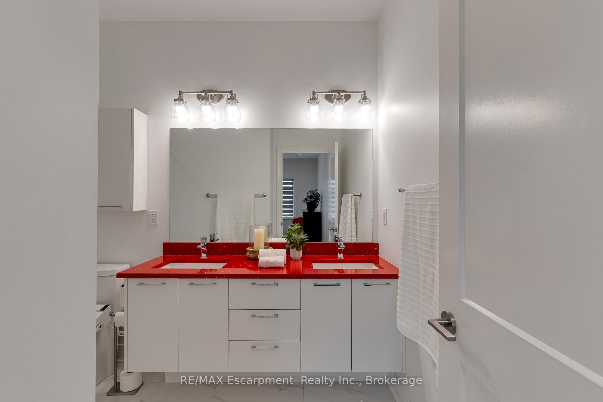 Photo 25 of Unit 50, 154 Port Robinson Road, Pelham, Fonthill — HOMEH