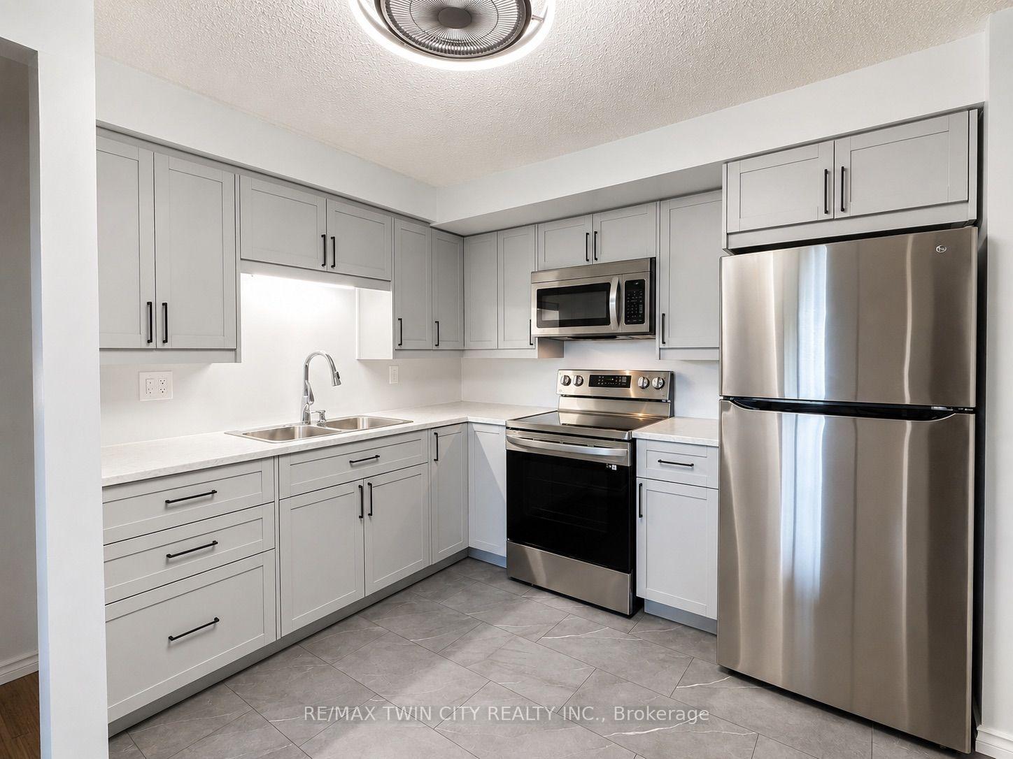 Photo 3 of Unit 402, 266 Overlea Drive, Kitchener, Victoria Hills — HOMEH
