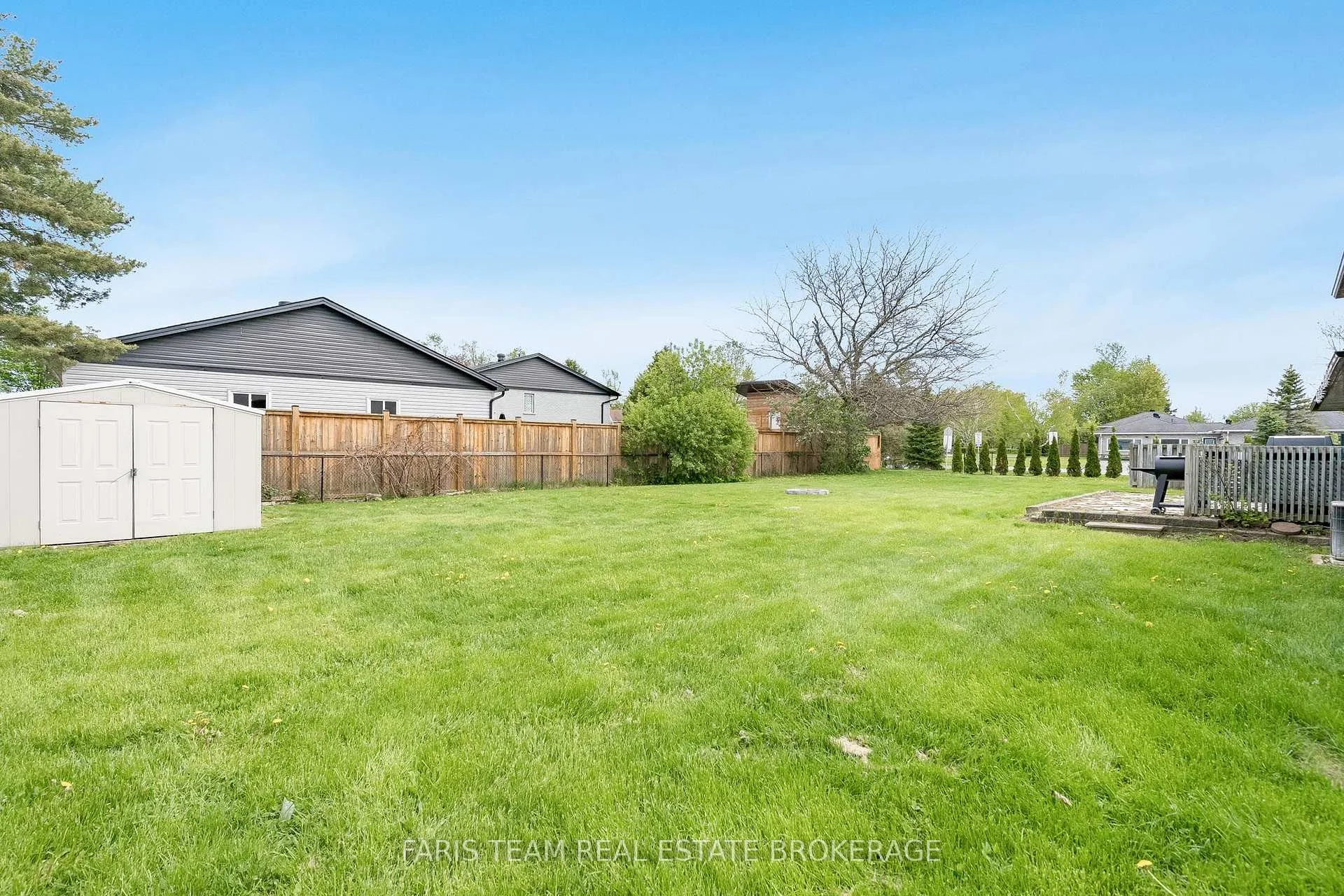 Photo 54 of 201 Parkside Crescent, Innisfil, Stroud — HOMEH
