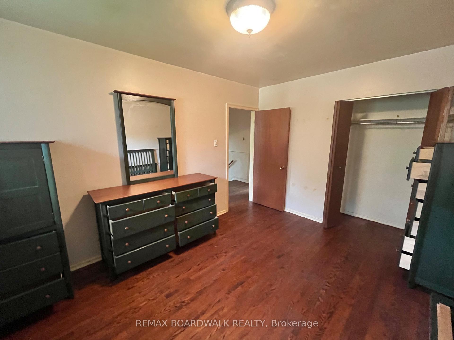 Photo 11 of 1363 Duford Drive, Ottawa, Bilberry Creek/Queenswood Heights — HOMEH