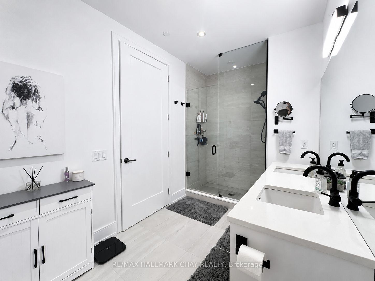 Photo 35 of Unit PH04, 185 Dunlop Street E, Barrie, Lakeshore — HOMEH