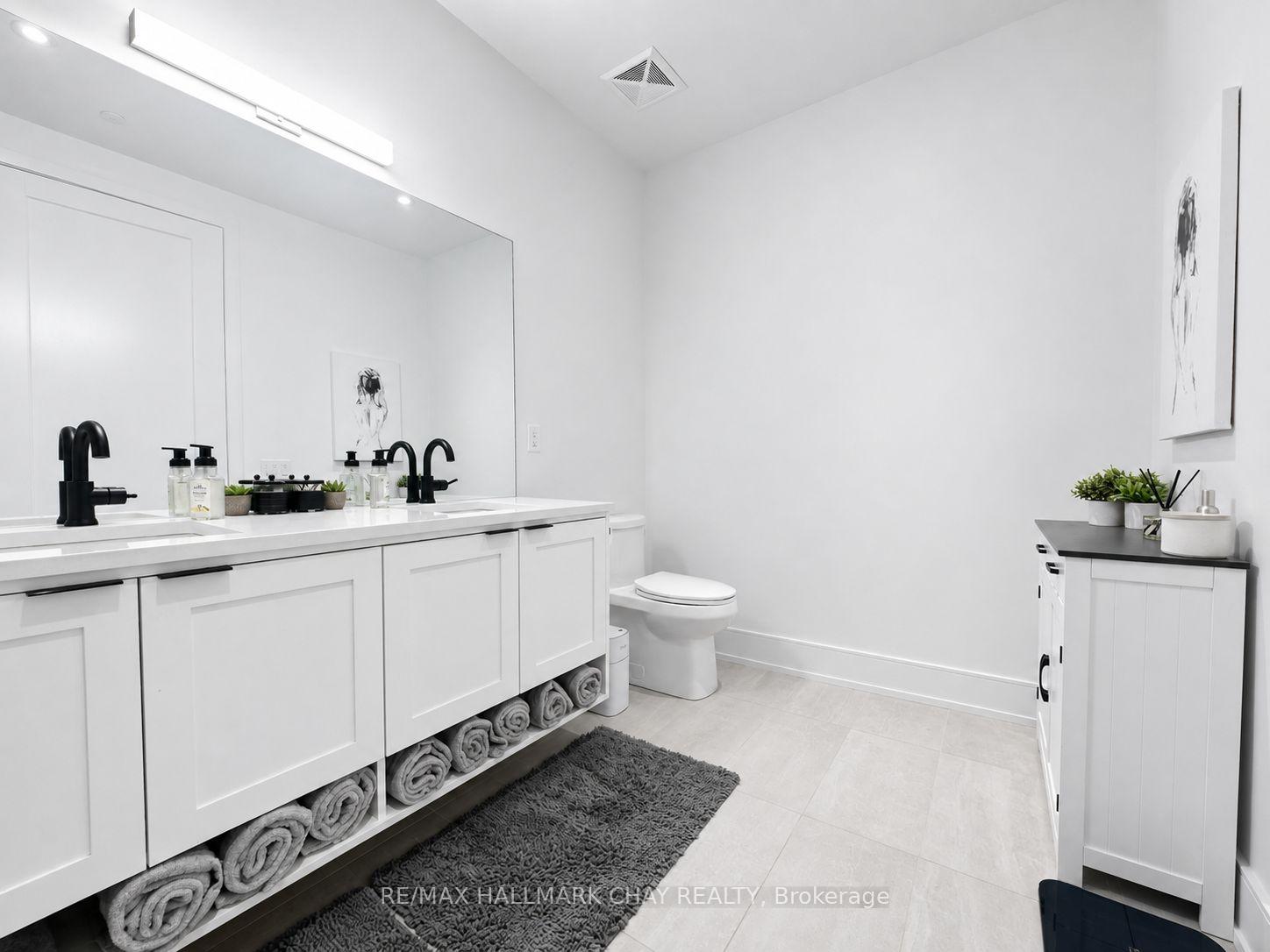 Photo 36 of Unit PH04, 185 Dunlop Street E, Barrie, Lakeshore — HOMEH