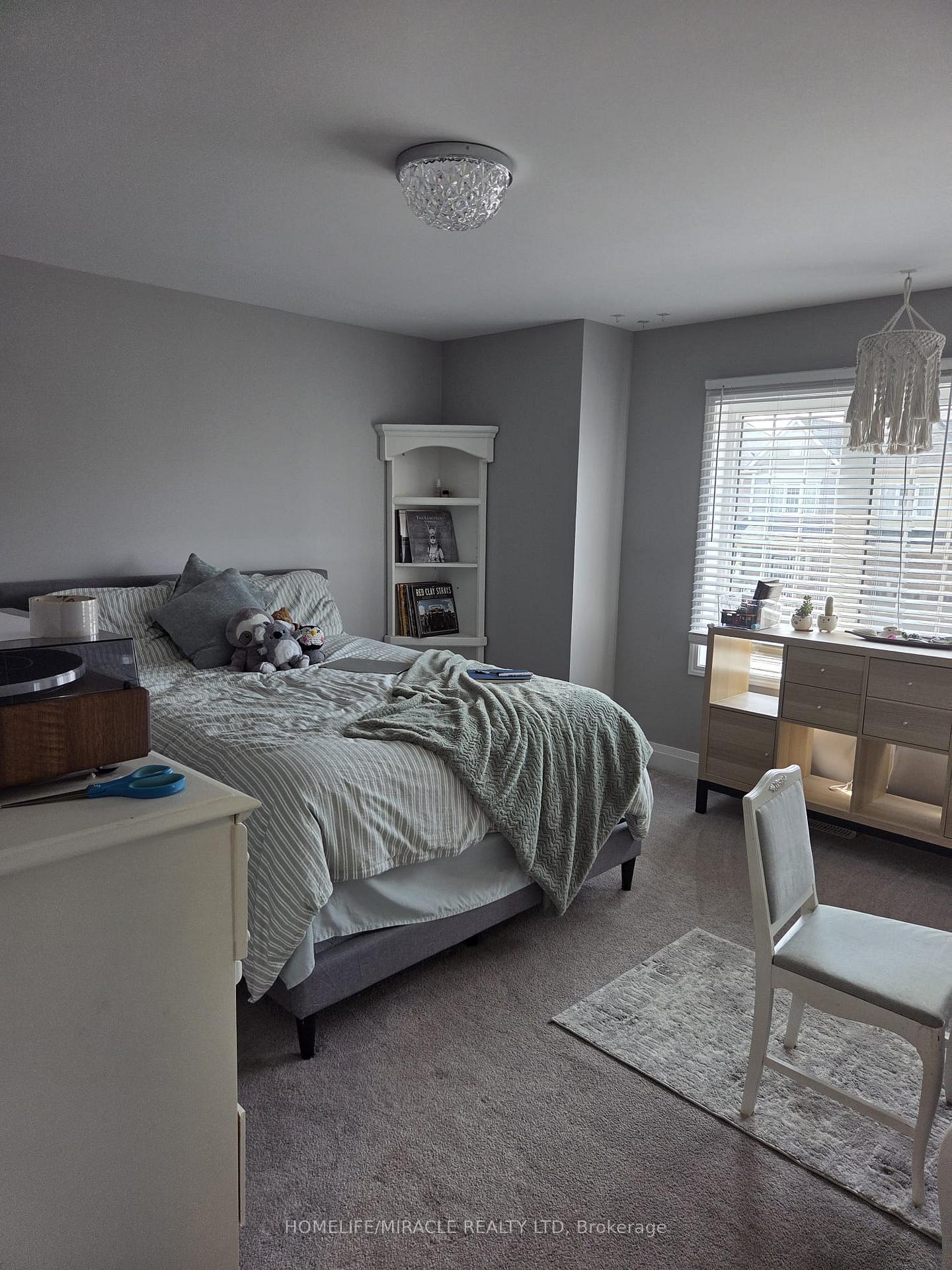 Photo 7 of 20 Esther Crescent, Thorold, Hurricane/Merrittville — HOMEH