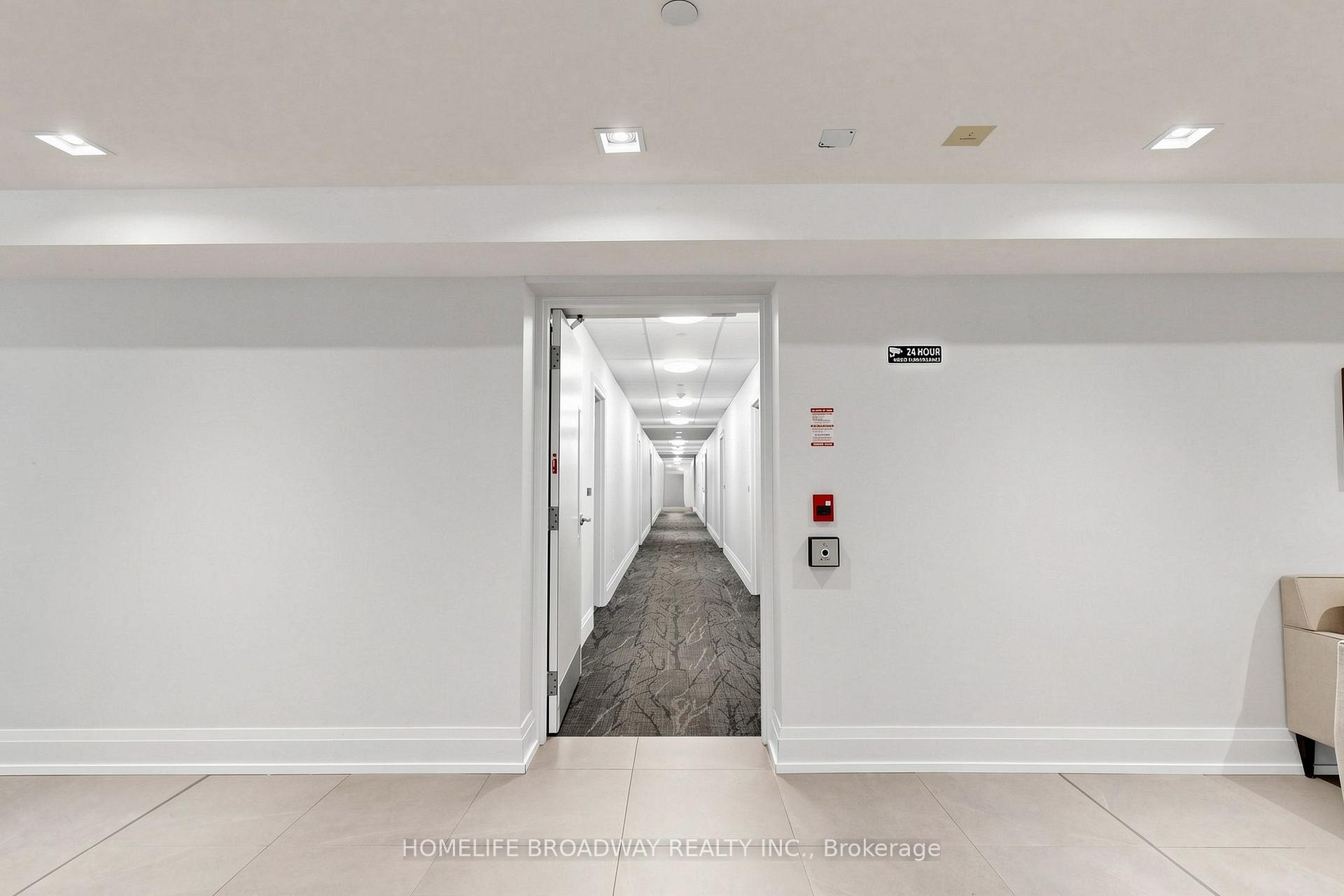 Photo 21 of Unit 105, 555 William Graham Drive, Aurora, Rural Aurora — HOMEH