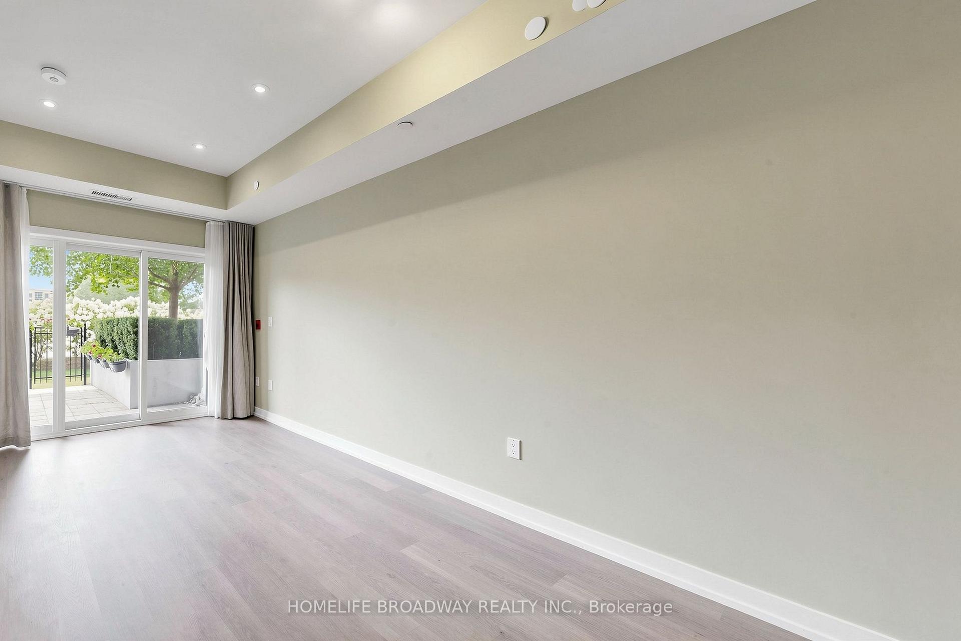 Photo 26 of Unit 105, 555 William Graham Drive, Aurora, Rural Aurora — HOMEH