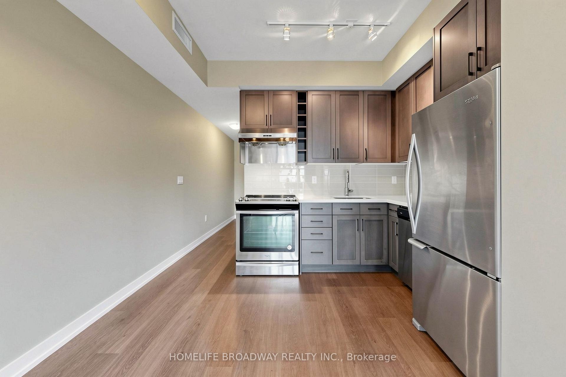Photo 33 of Unit 105, 555 William Graham Drive, Aurora, Rural Aurora — HOMEH
