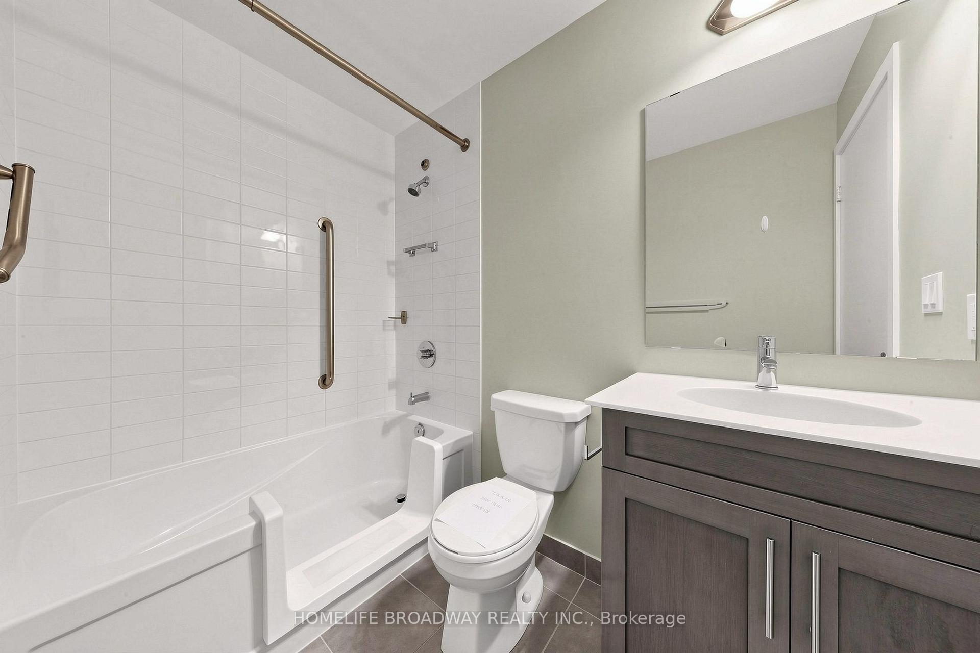 Photo 41 of Unit 105, 555 William Graham Drive, Aurora, Rural Aurora — HOMEH