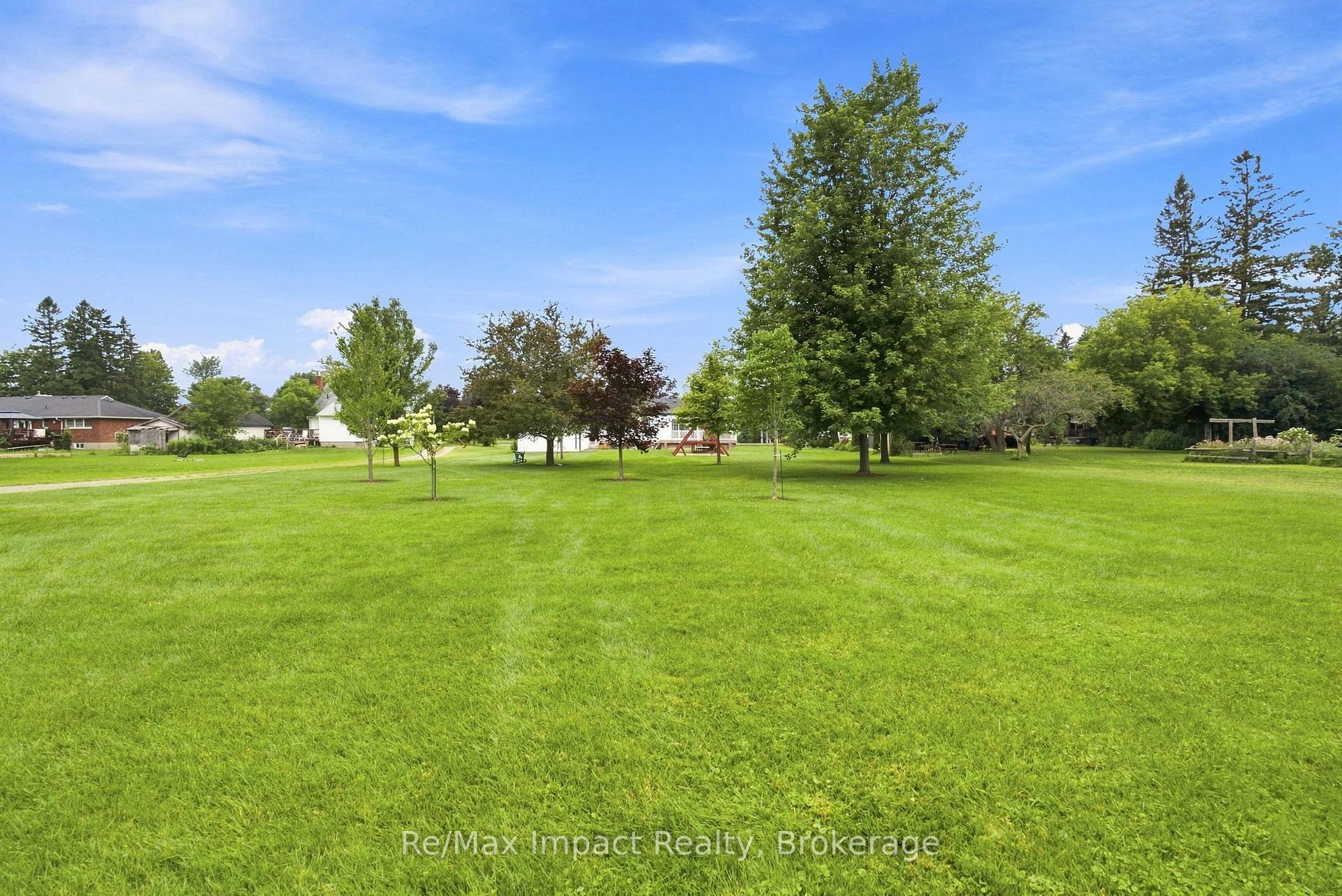 Photo 5 of 2347 Hancock Road, Clarington, Courtice — HOMEH