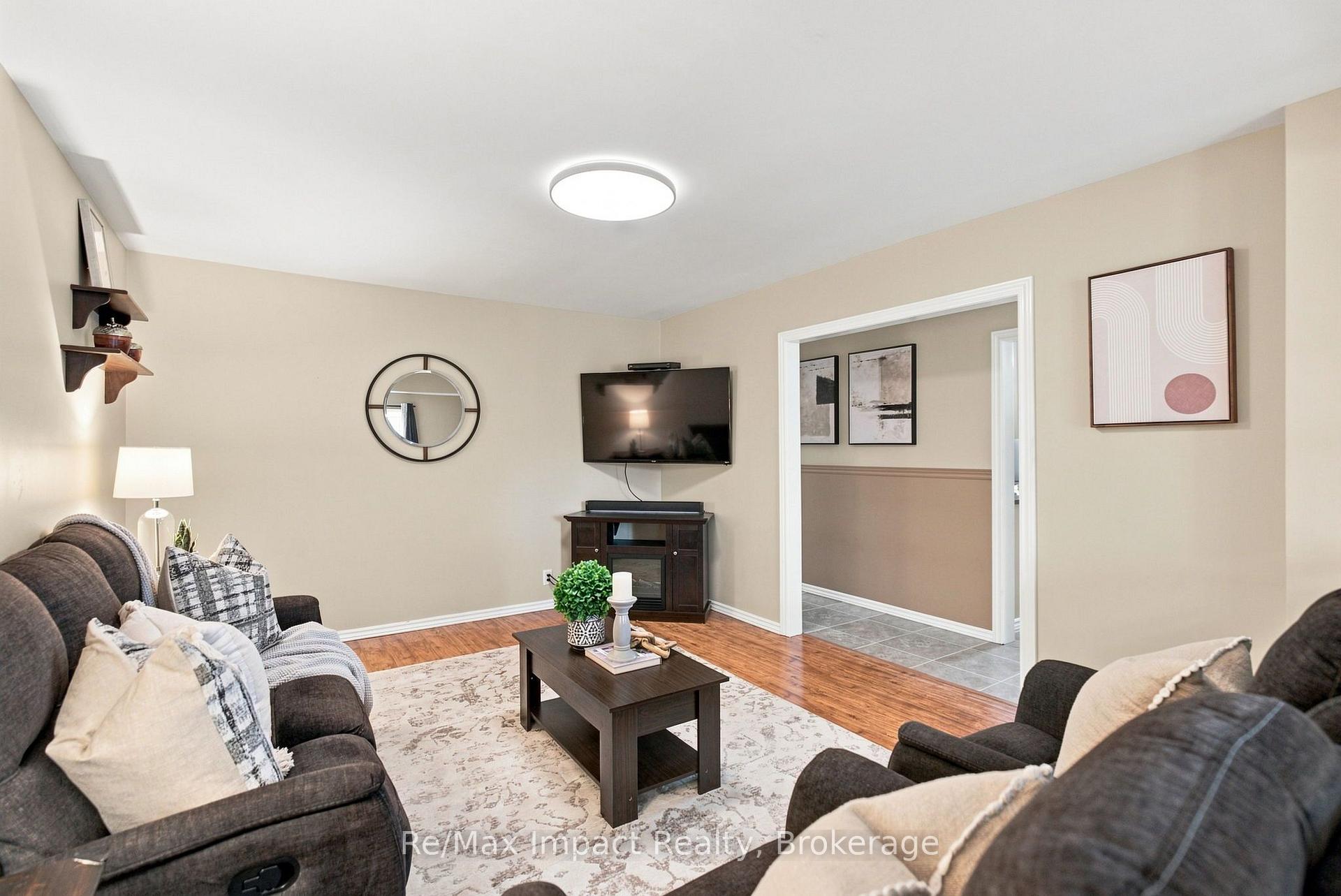 Photo 23 of 2347 Hancock Road, Clarington, Courtice — HOMEH