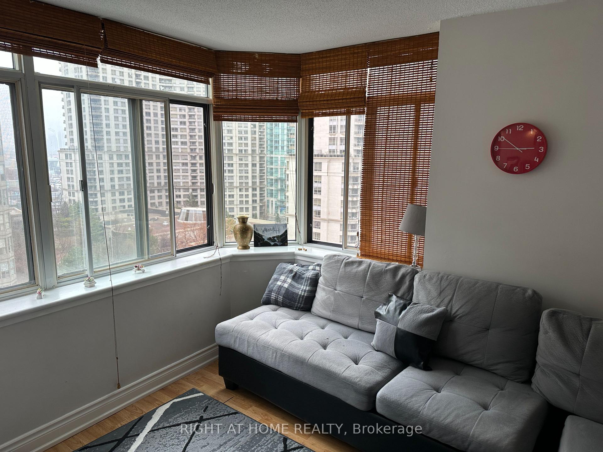 Photo 16 of Unit 1406, 300 Webb Drive, Mississauga, City Centre — HOMEH