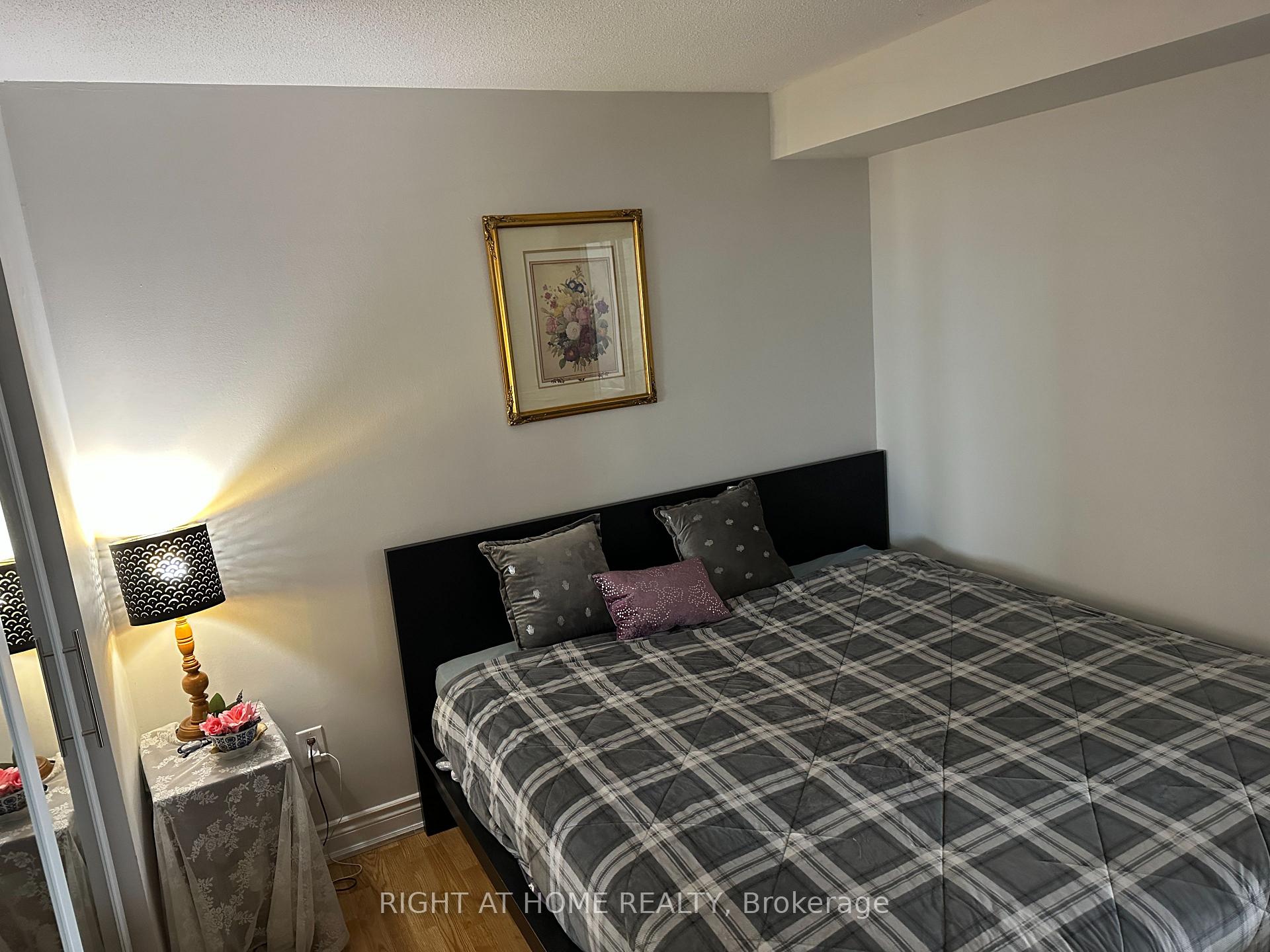Photo 23 of Unit 1406, 300 Webb Drive, Mississauga, City Centre — HOMEH