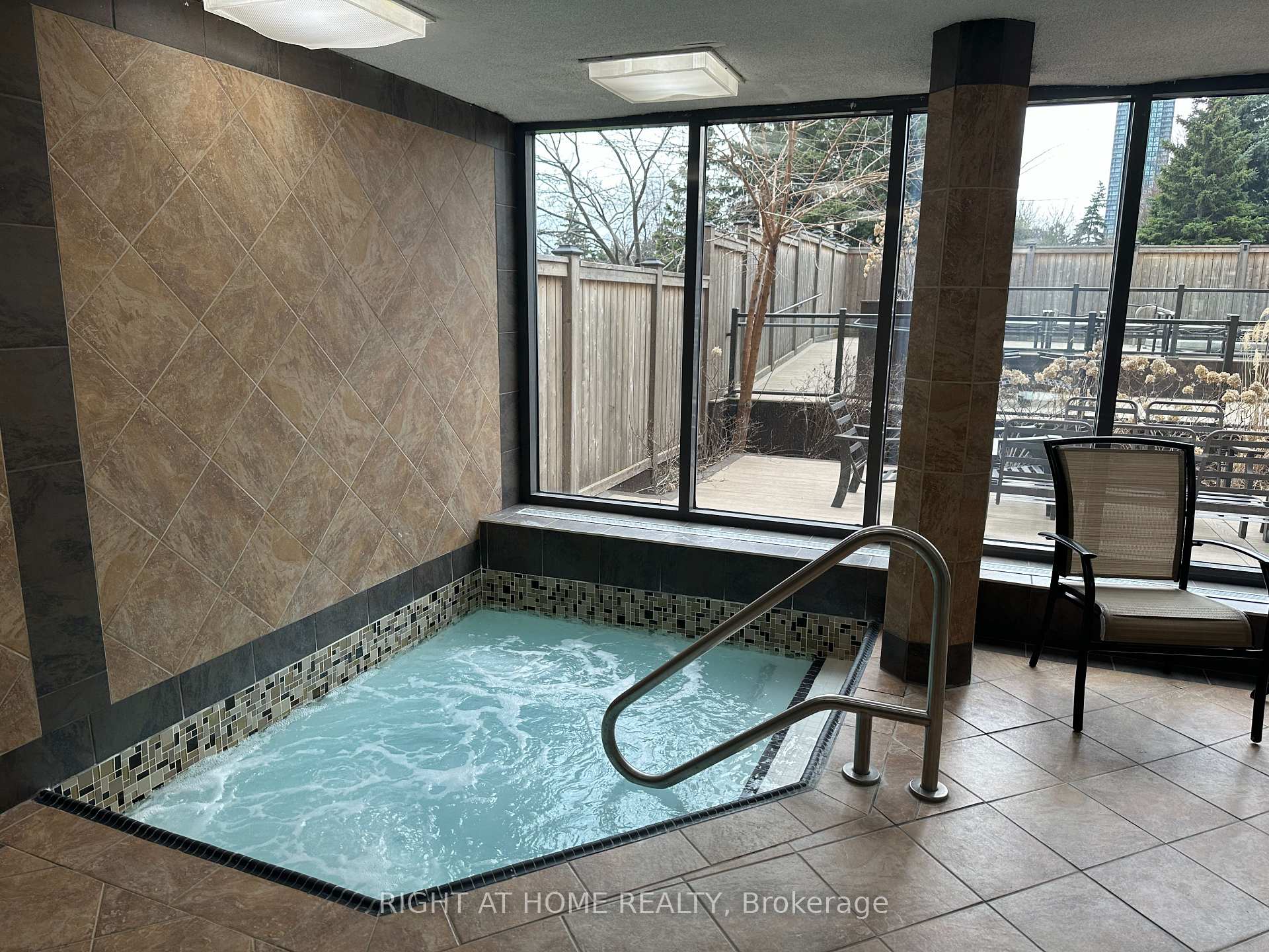 Photo 28 of Unit 1406, 300 Webb Drive, Mississauga, City Centre — HOMEH