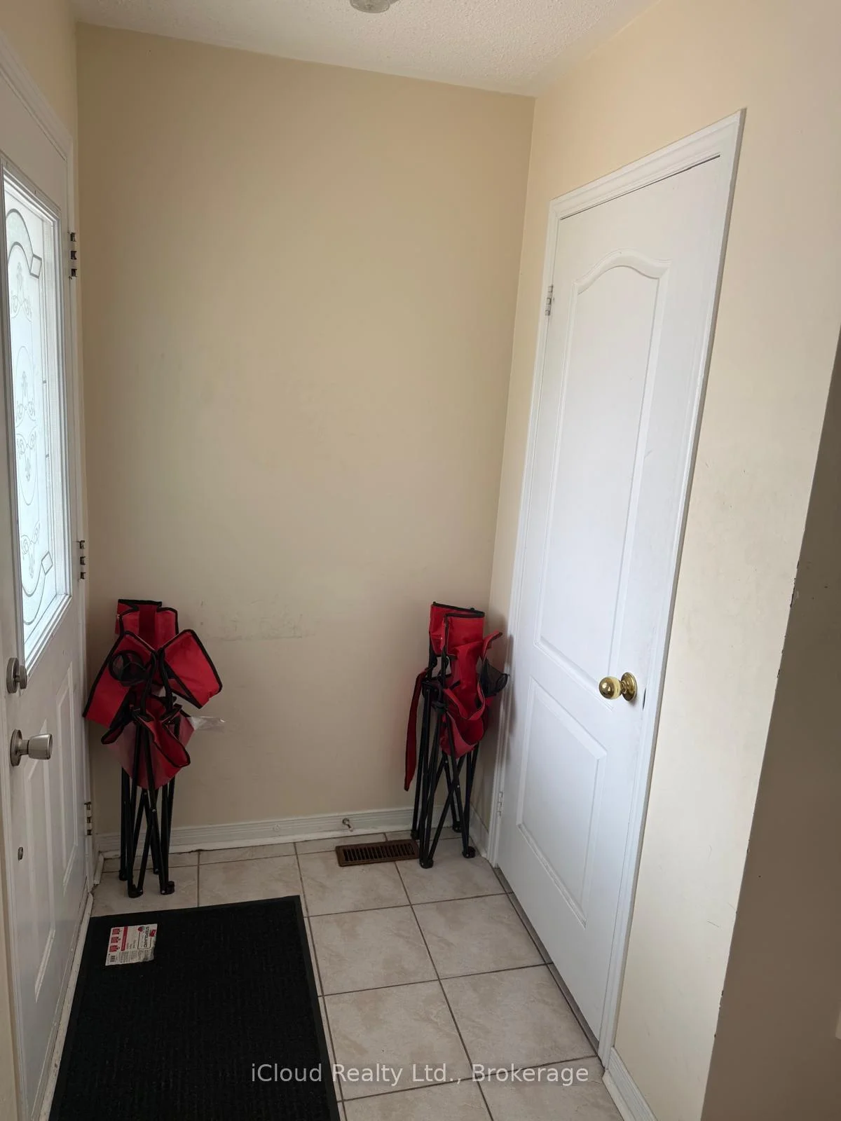 Photo 5 of 5 Flatlands Way, Brampton, Sandringham-Wellington — HOMEH