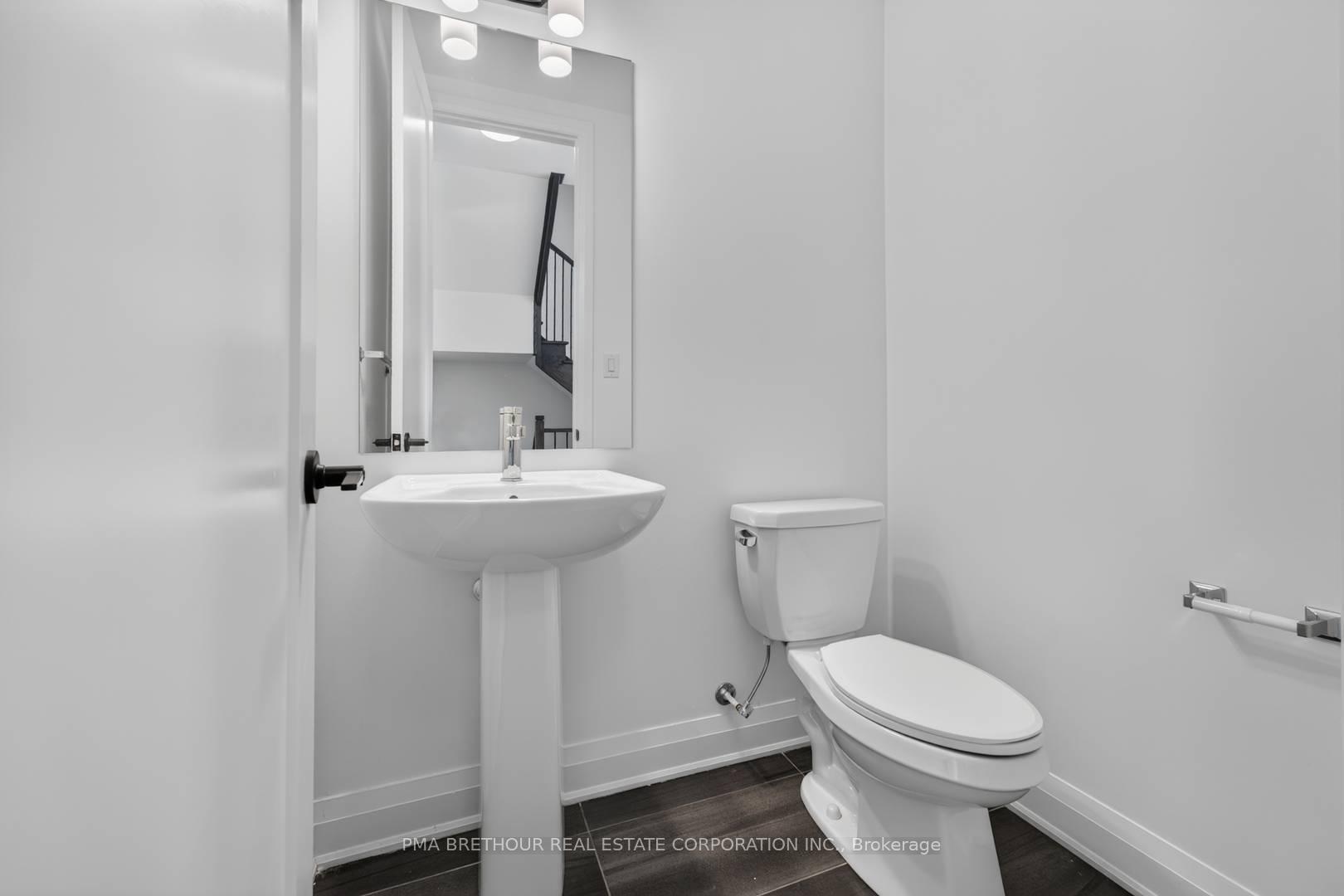 Photo 8 of 222 Atkinson Avenue, Vaughan, Uplands — HOMEH