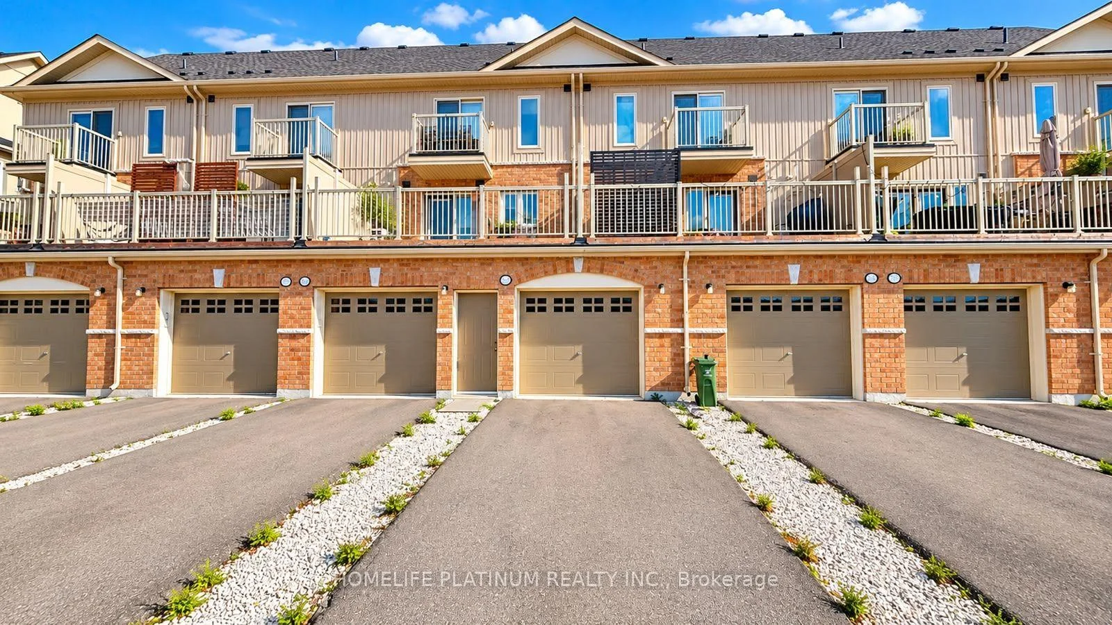 Photo of Unit 5, 120 Watson Parkway
