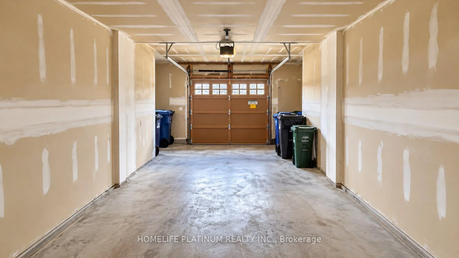 Photo 4 of Unit 5, 120 Watson Parkway, Guelph, Grange Road — HOMEH