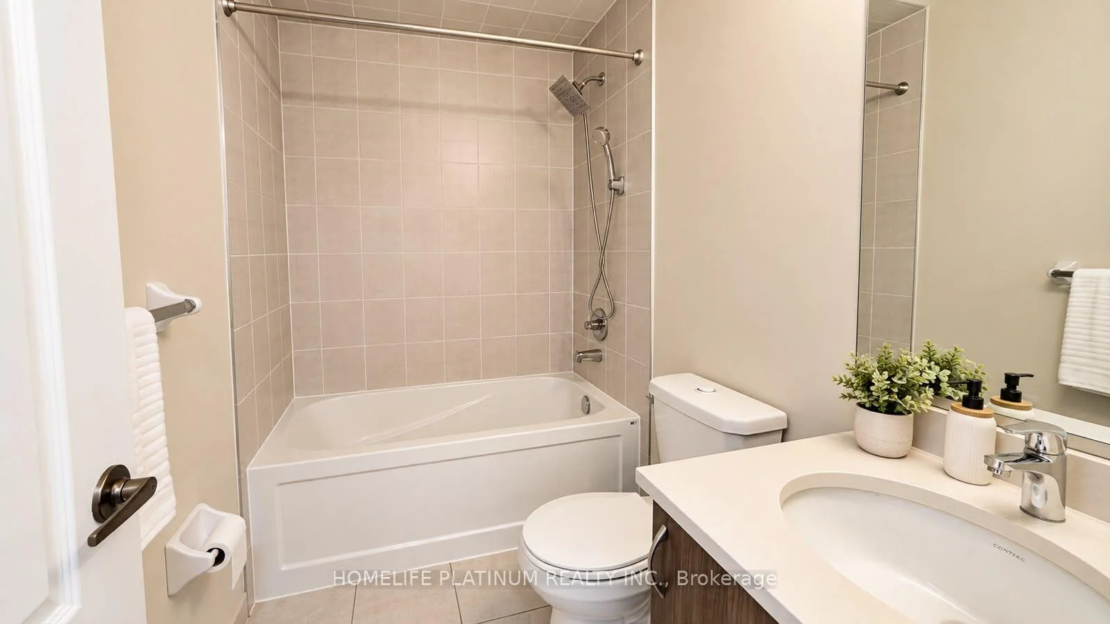 Photo 22 of Unit 5, 120 Watson Parkway, Guelph, Grange Road — HOMEH