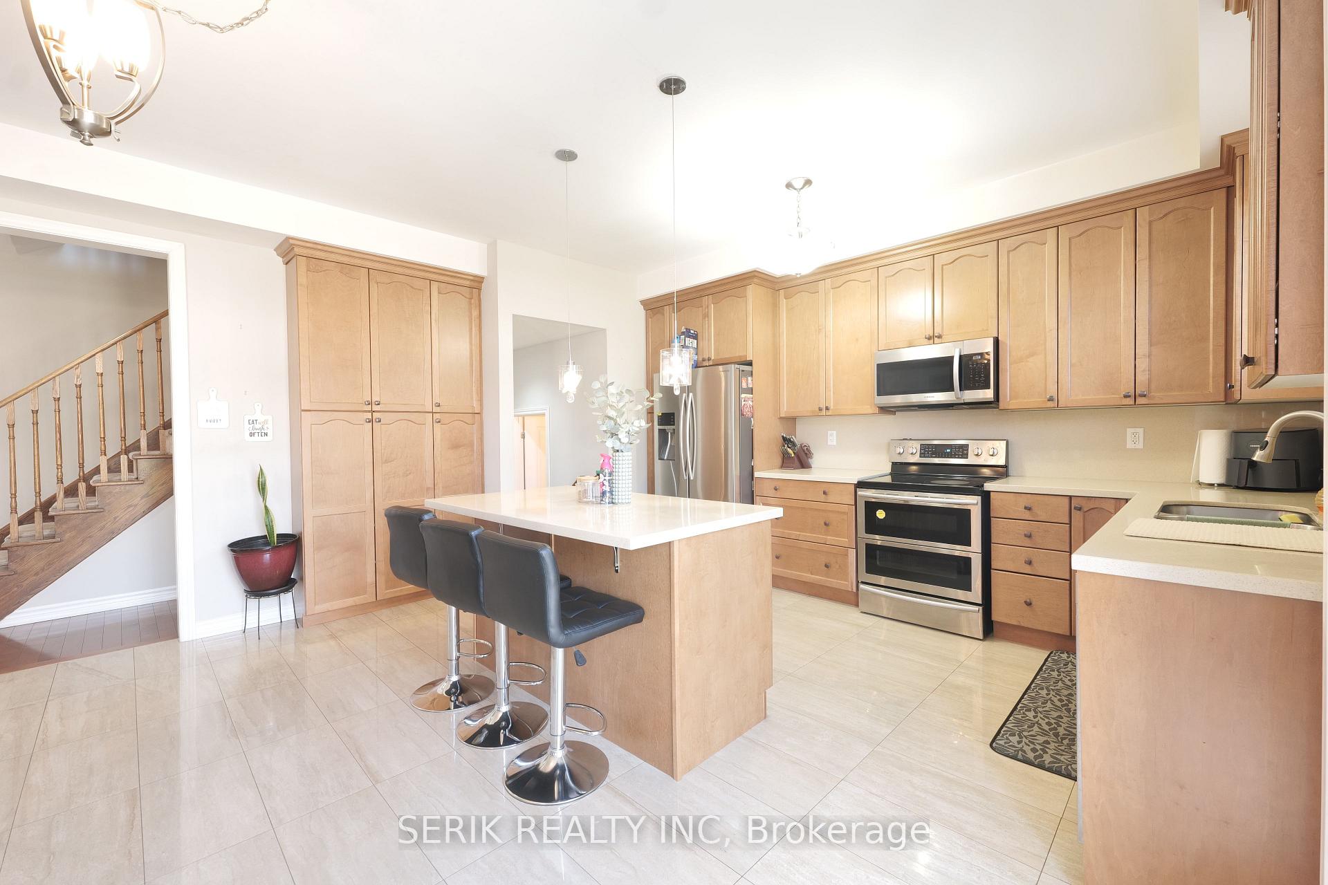 Photo 23 of 12 Gunning Crescent E, New Tecumseth, Tottenham — HOMEH