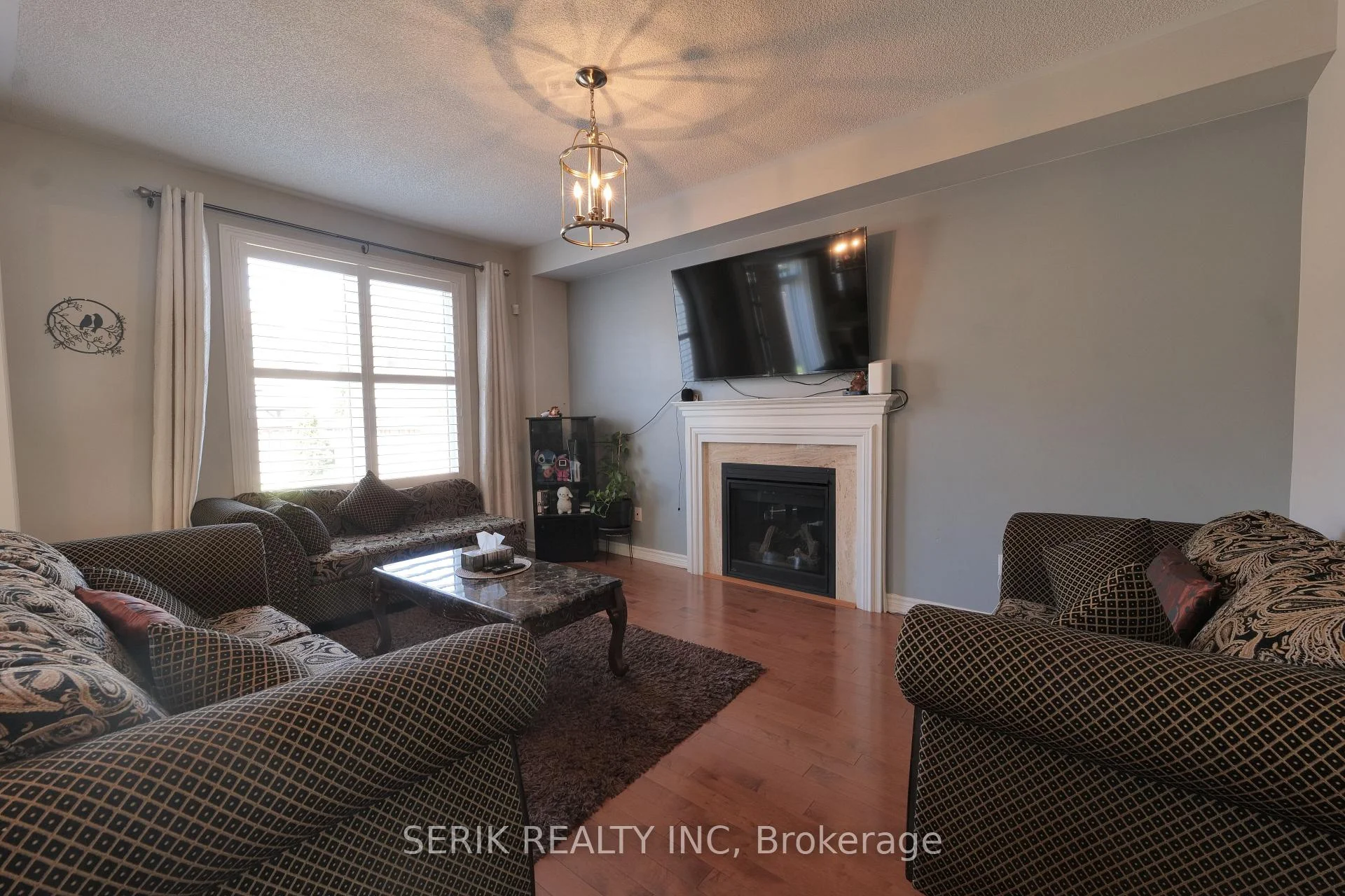 Photo 8 of 12 Gunning Crescent E, New Tecumseth, Tottenham — HOMEH
