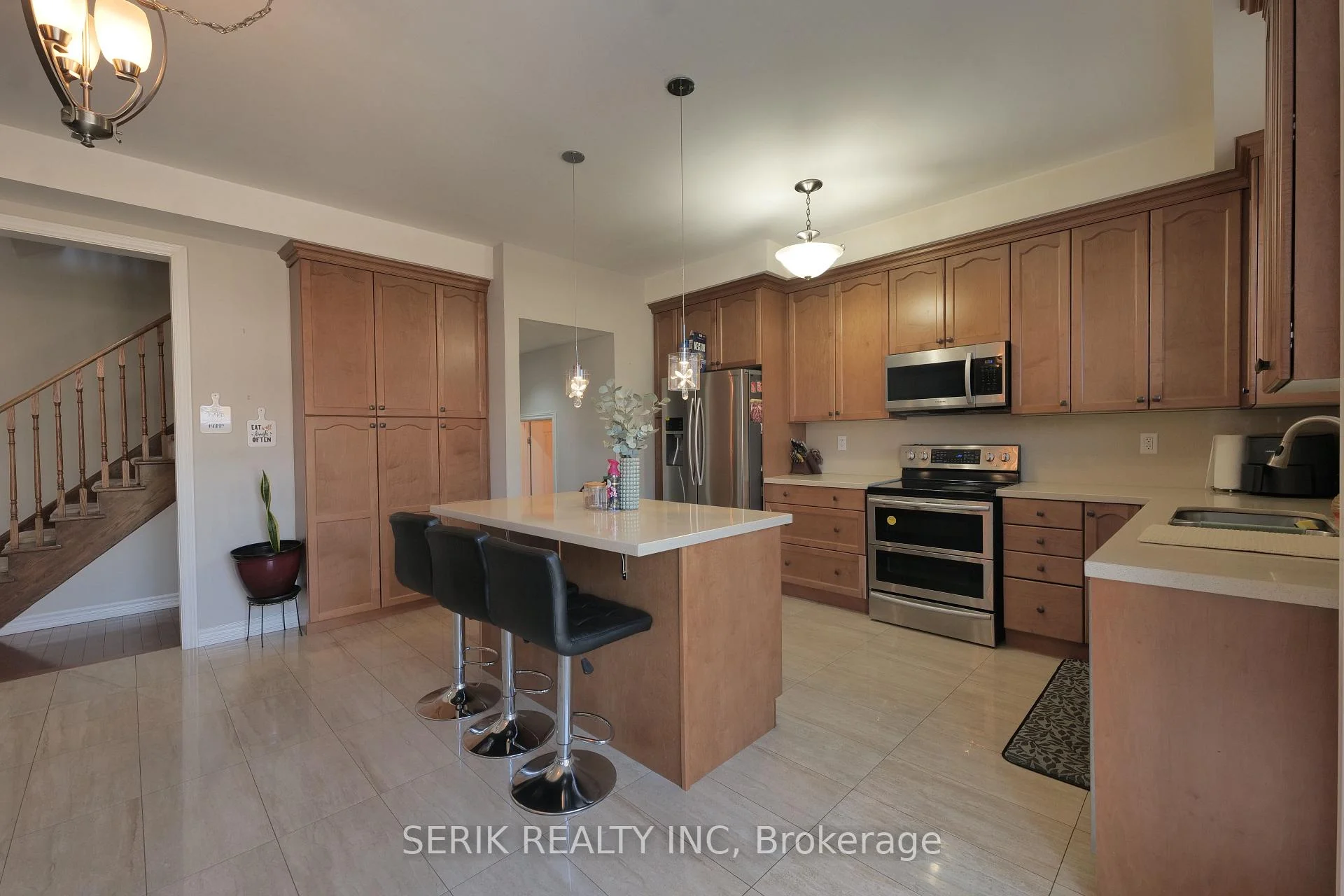 Photo 18 of 12 Gunning Crescent E, New Tecumseth, Tottenham — HOMEH