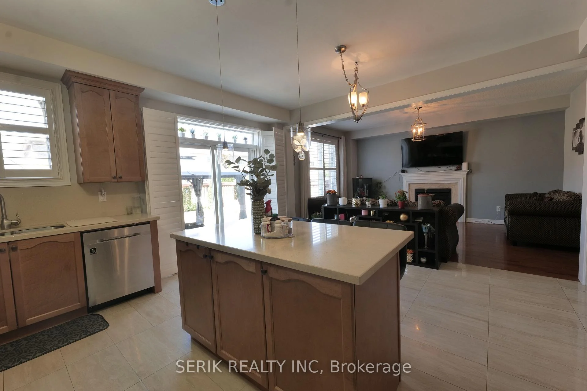 Photo 37 of 12 Gunning Crescent E, New Tecumseth, Tottenham — HOMEH