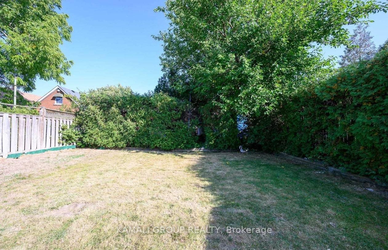 Photo 23 of Unit MAIN, 39 Walter Avenue S, Hamilton, Normanhurst — HOMEH