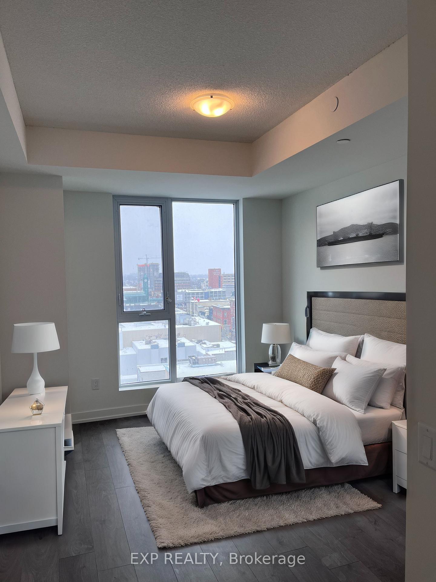 Photo 4 of Unit 906, 55 Duke Street W, Kitchener, City Commercial Core — HOMEH