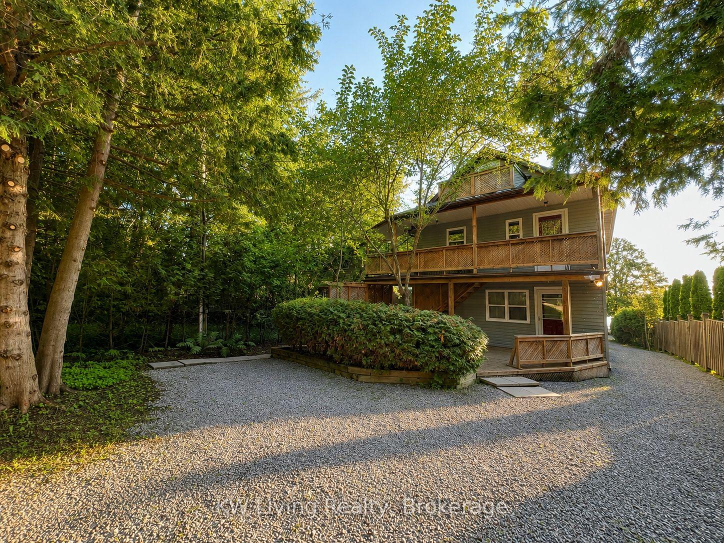 Photo 8 of 127 Lake Drive N, Georgina, Historic Lakeshore Communities — HOMEH